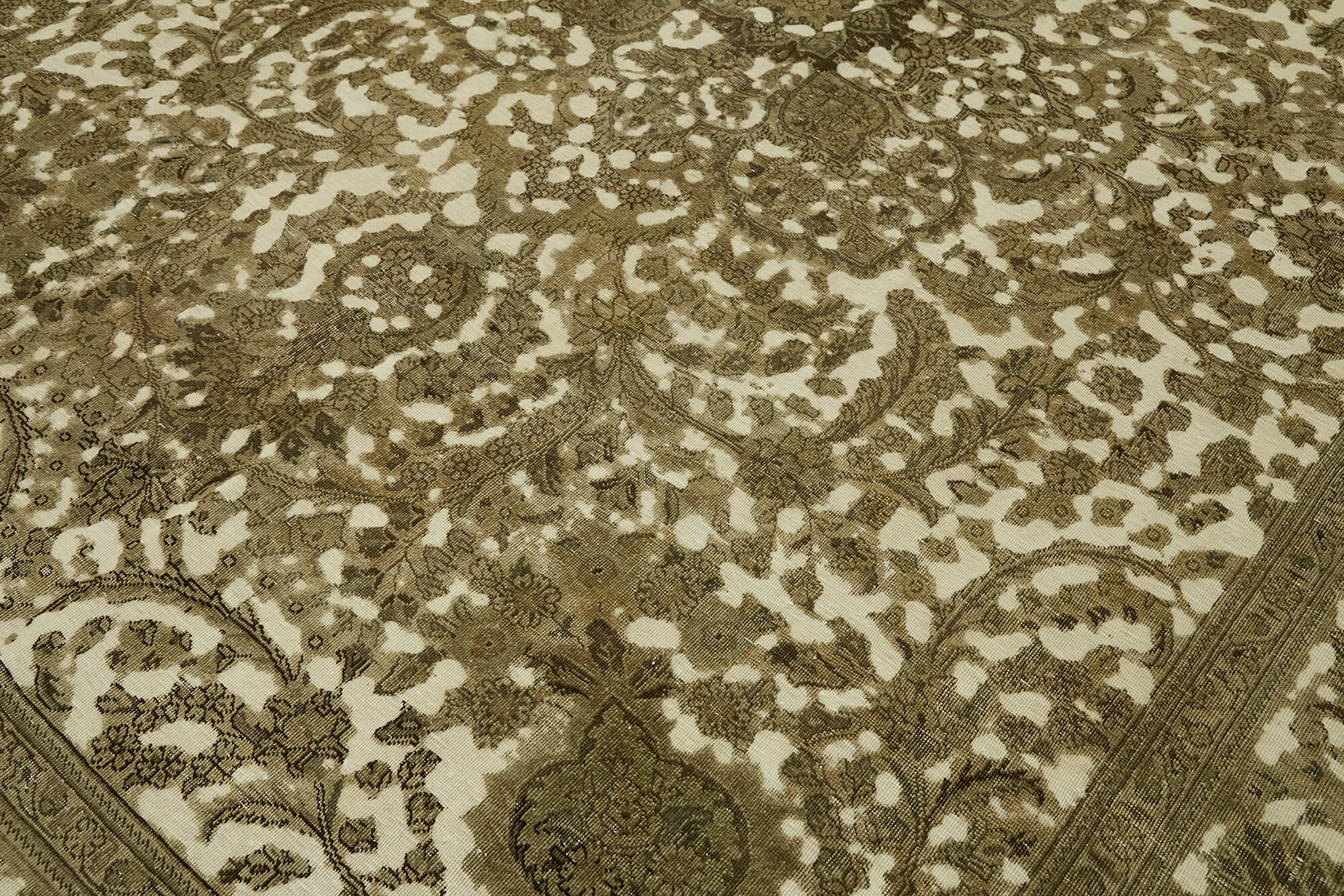 Persian Handmade — 2.80 x 3.90