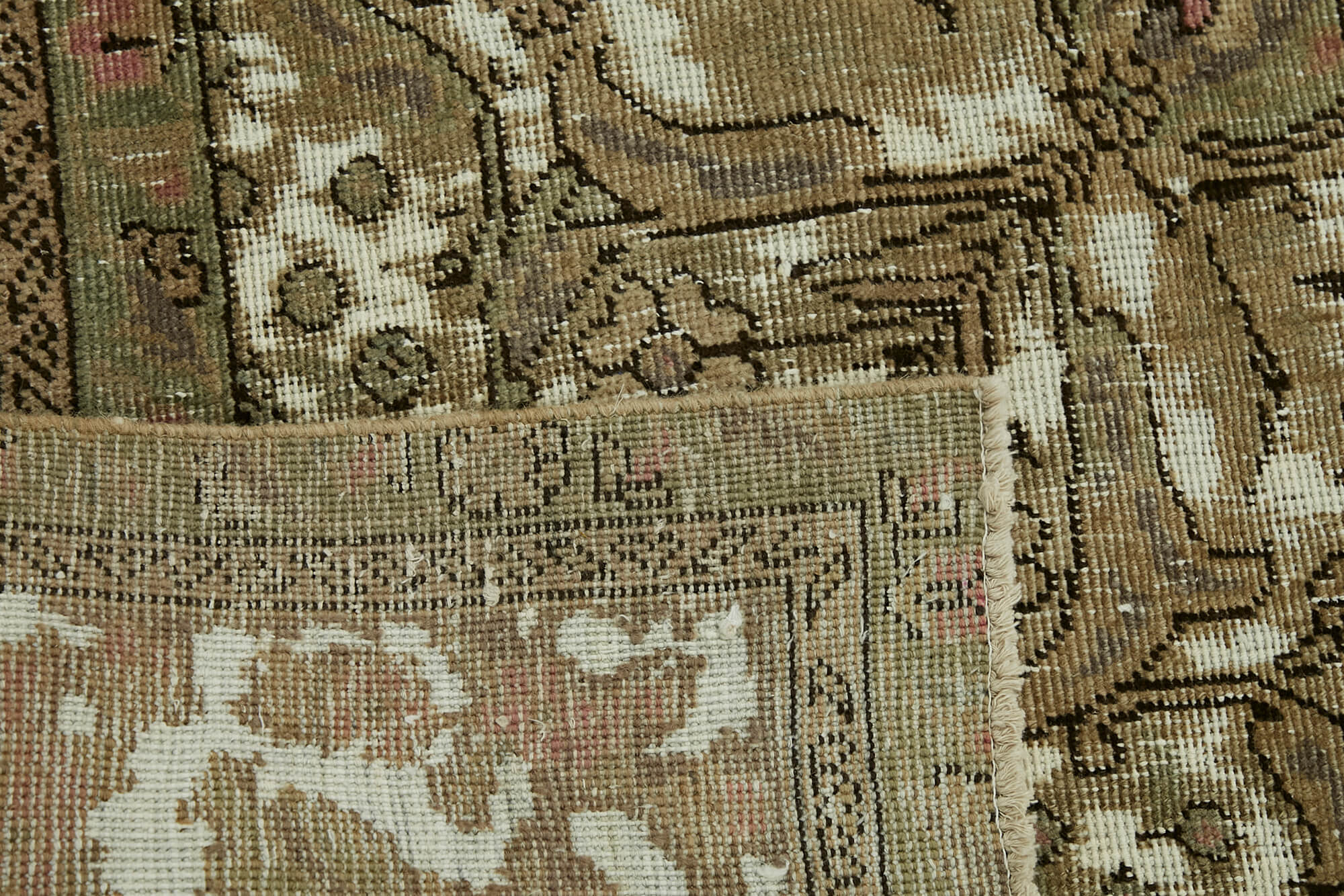 Beige Persian Handmade — 2.84 x 3.83