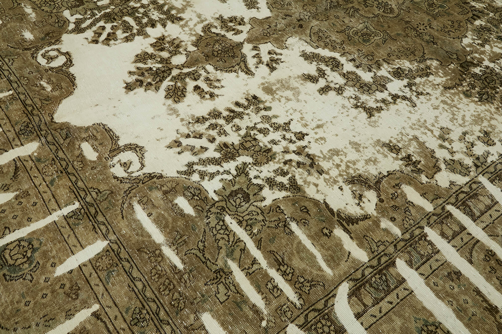 Sand Persian — 3.06 x 3.98
