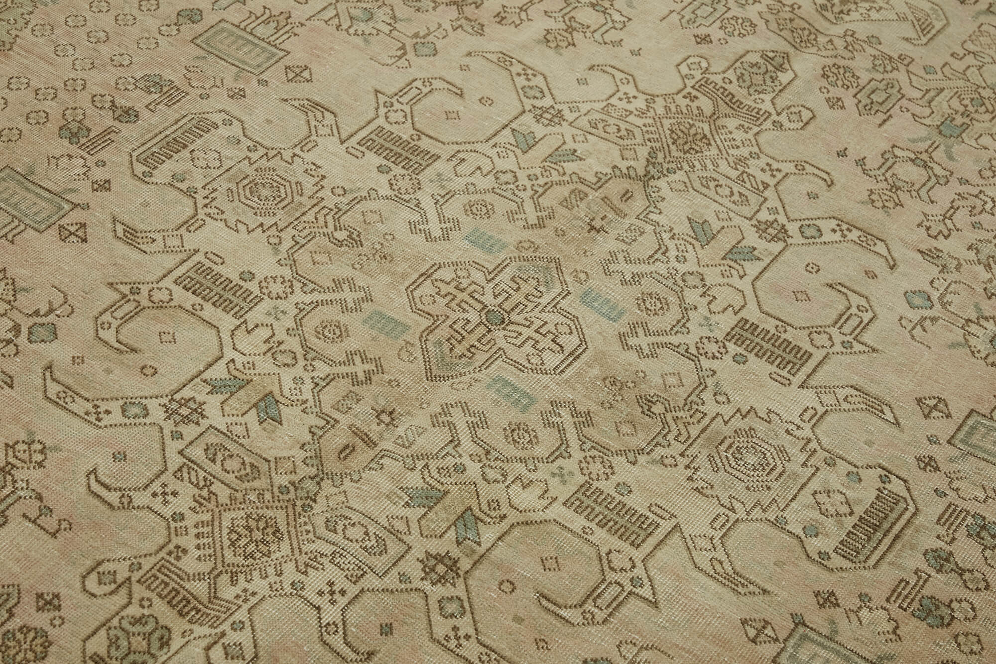 Linen Persian — 1.90 x 2.89
