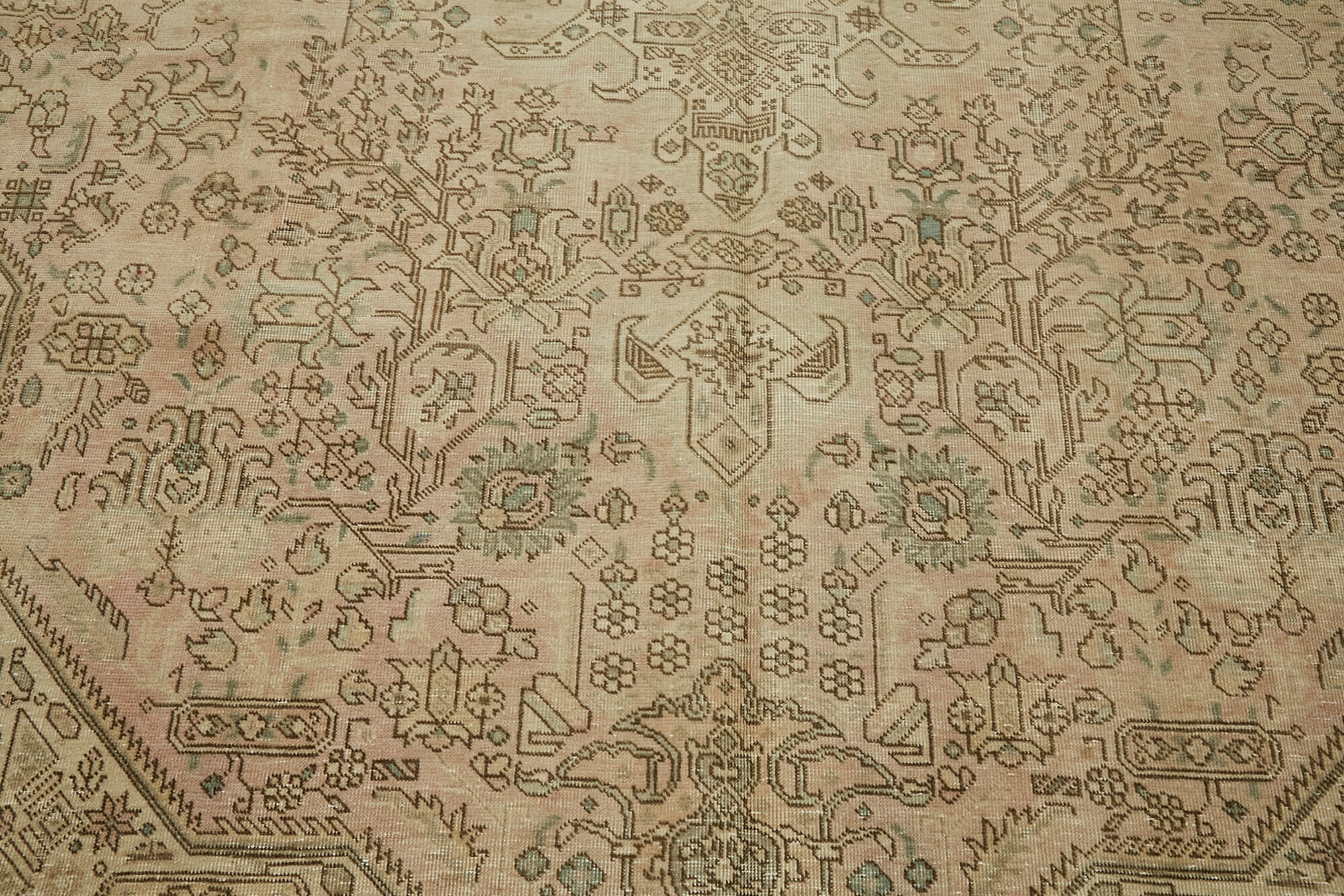 Linen Persian — 1.90 x 2.89