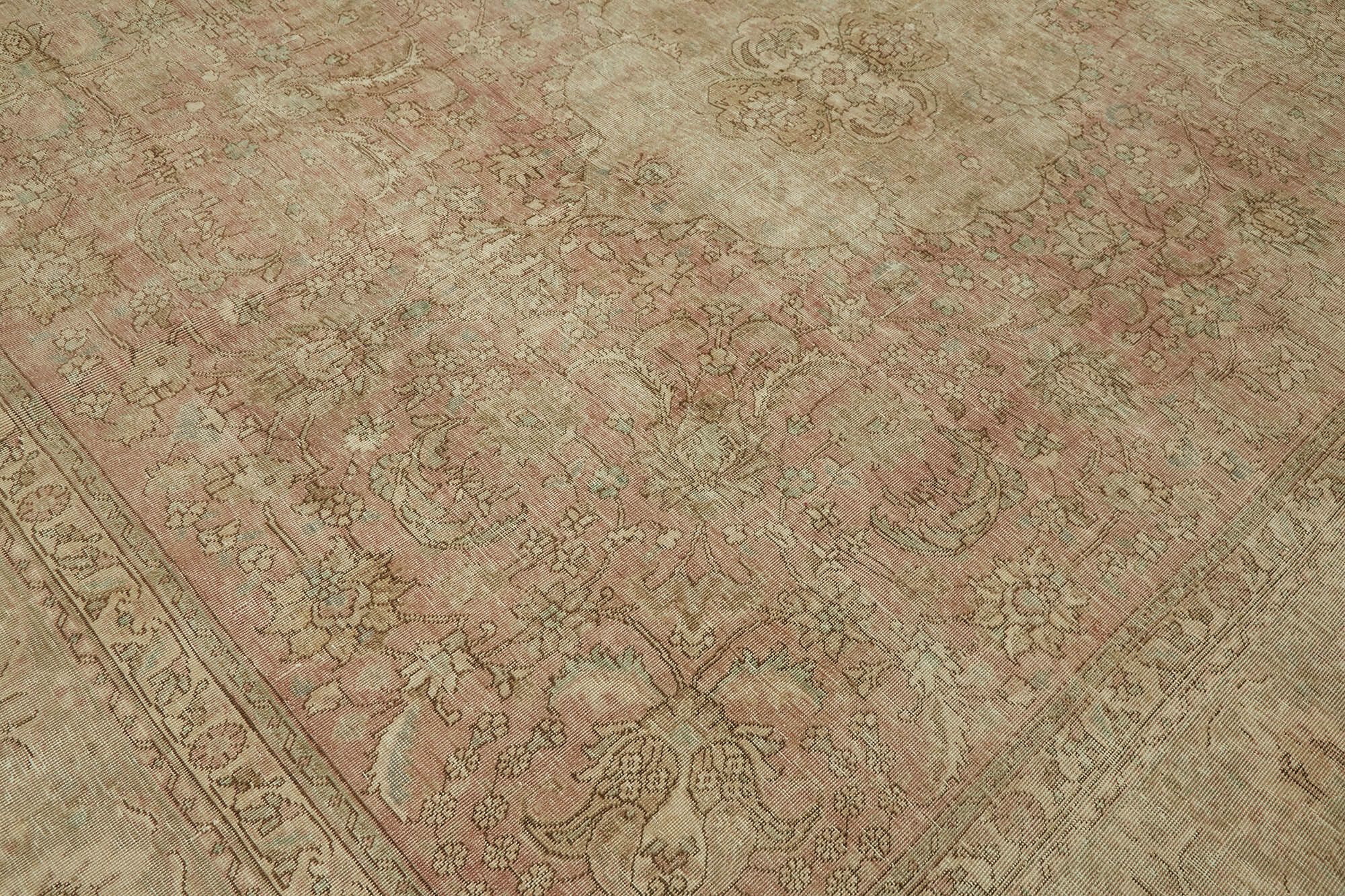 Beige Persian Handmade — 2.93 x 3.46