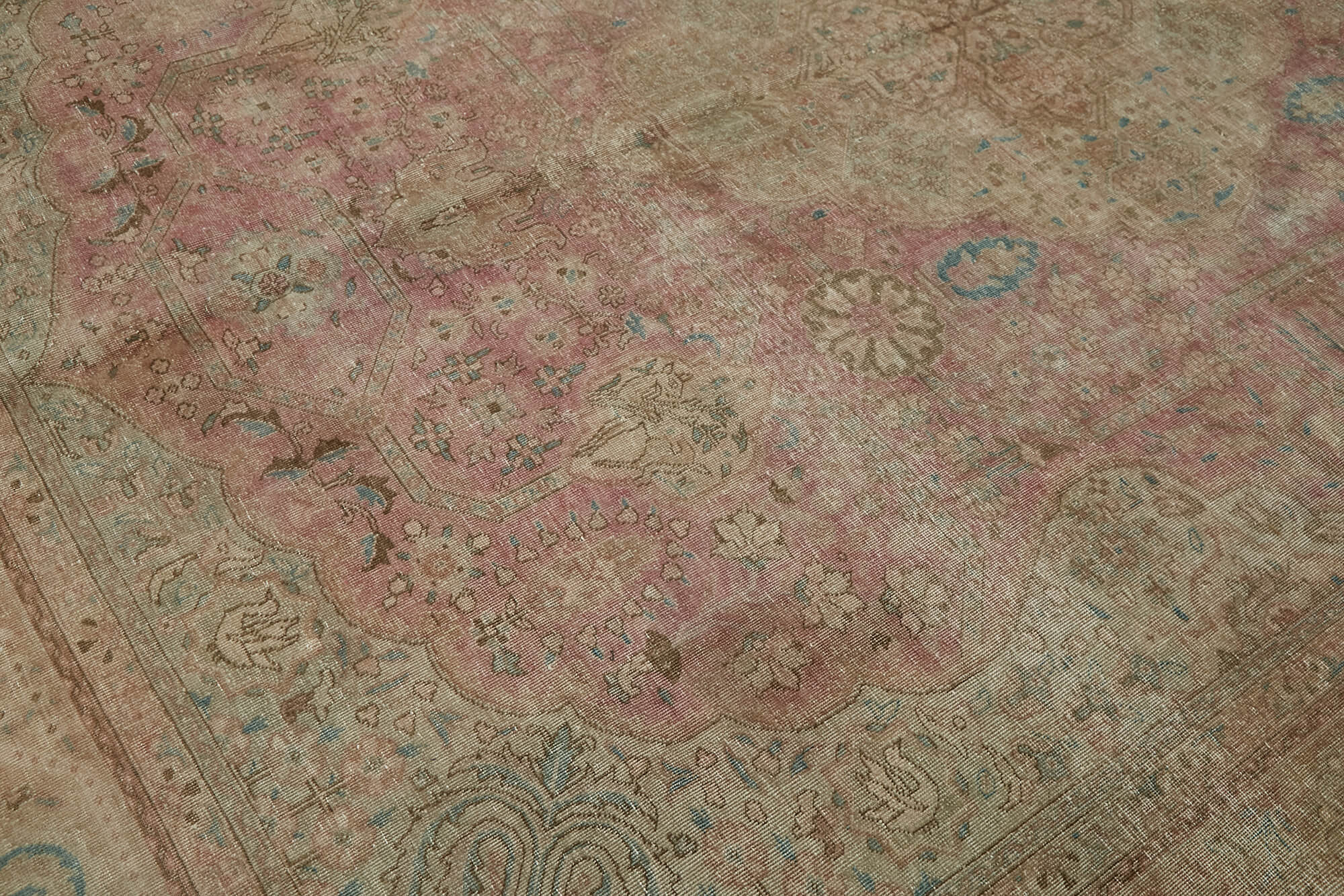 Persian Handmade — 2.89 x 3.85