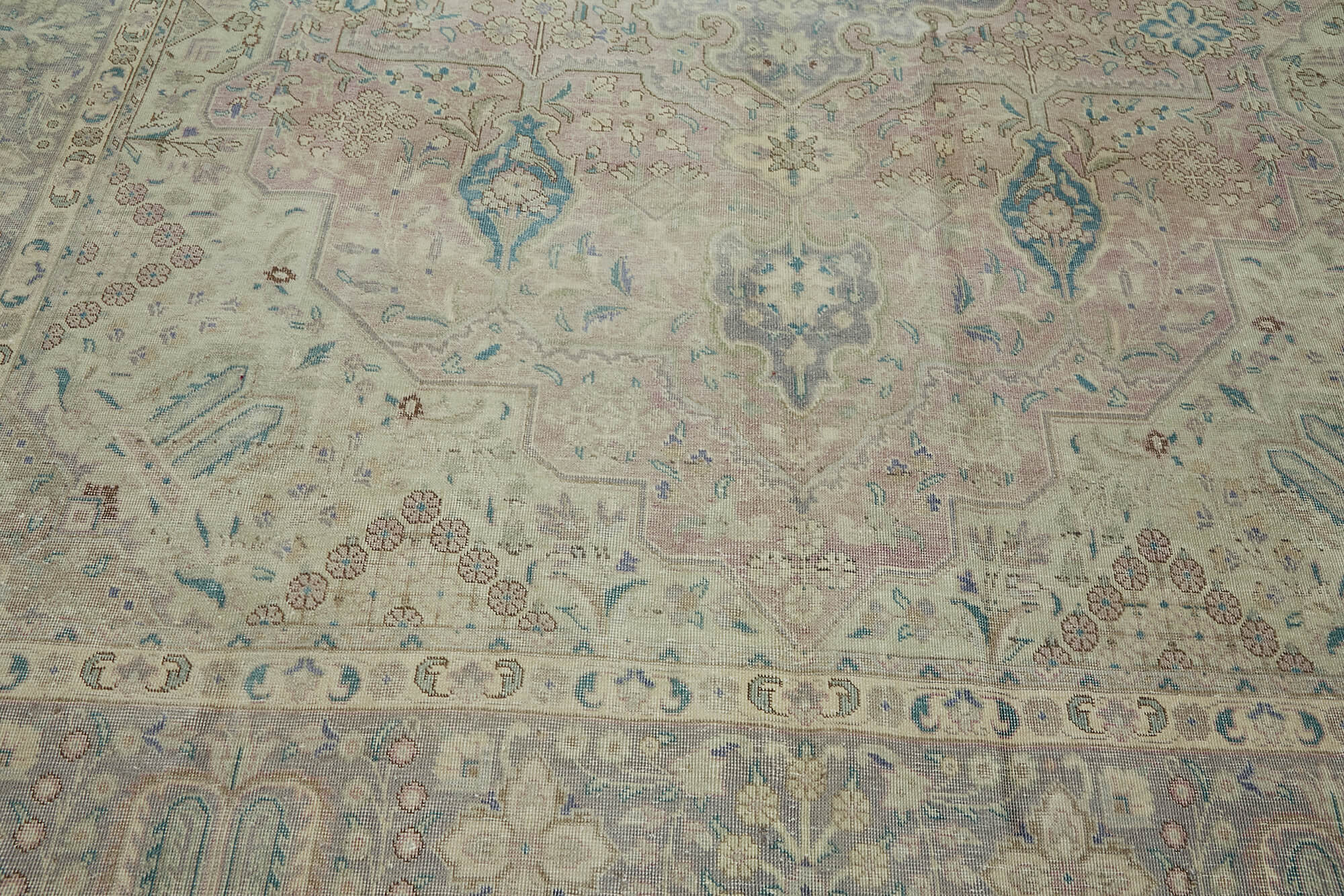 Beige Persian Handmade — 2.46 x 3.55
