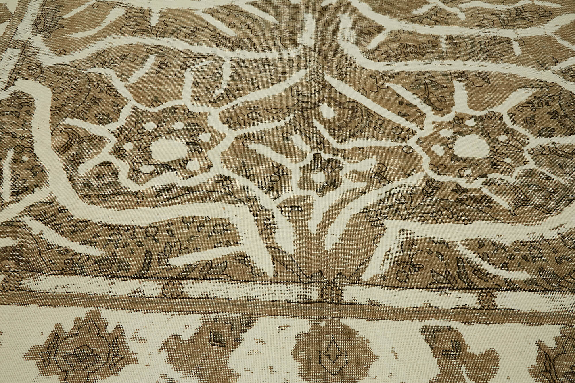 Persian Handmade — 2.90 x 3.65