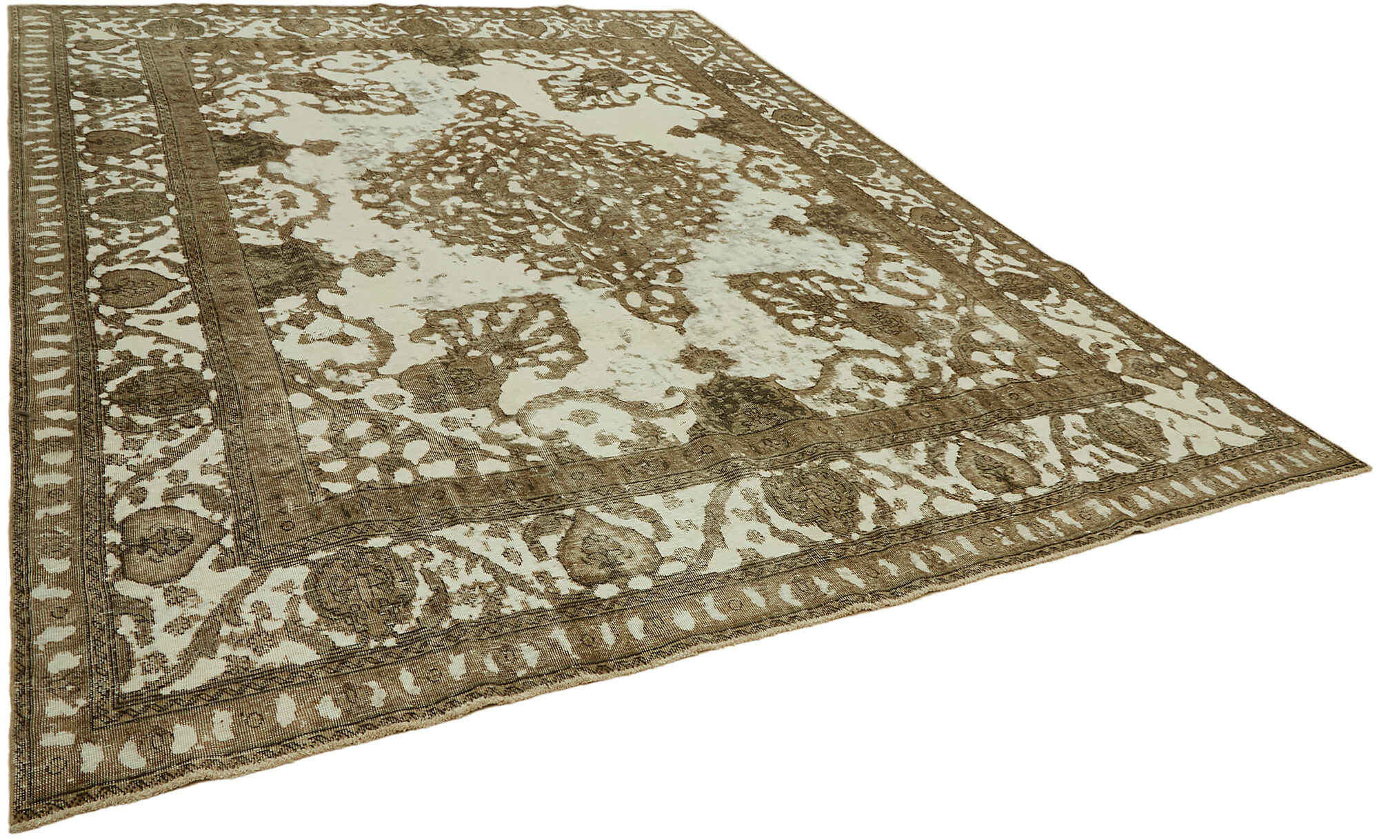 Bisque Persian — 2.90 x 3.65