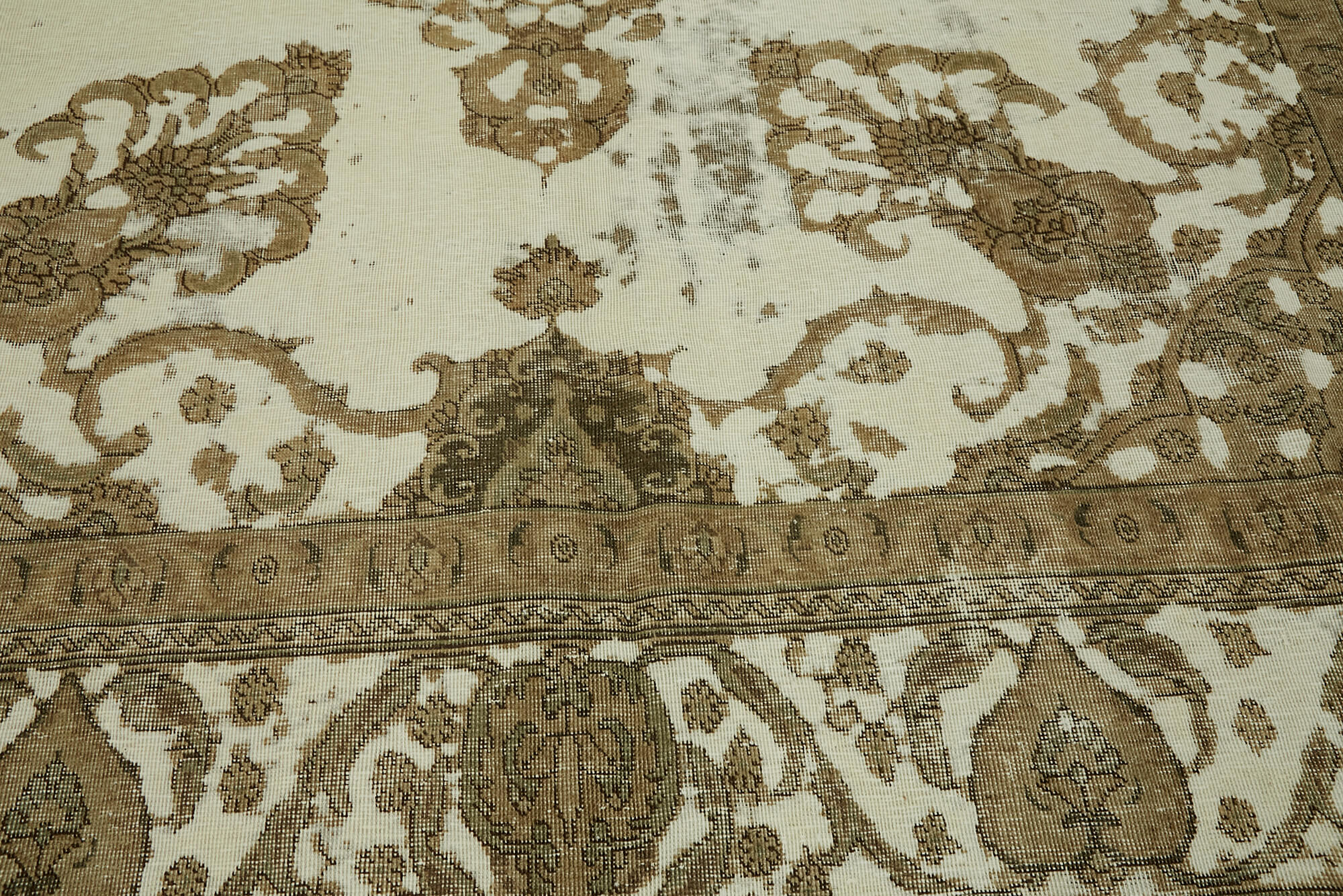 Persian Handmade — 2.90 x 3.65