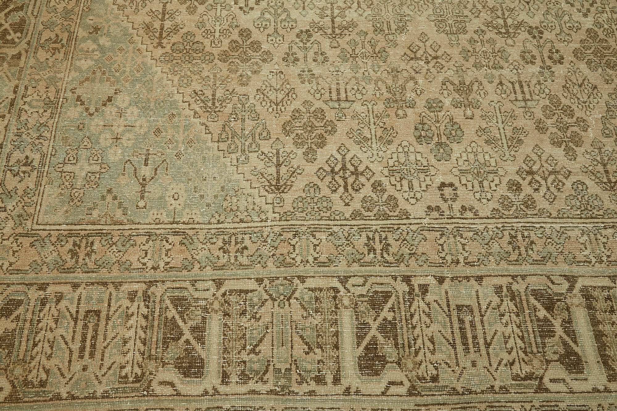 Persian Handmade — 2.94 x 4.00