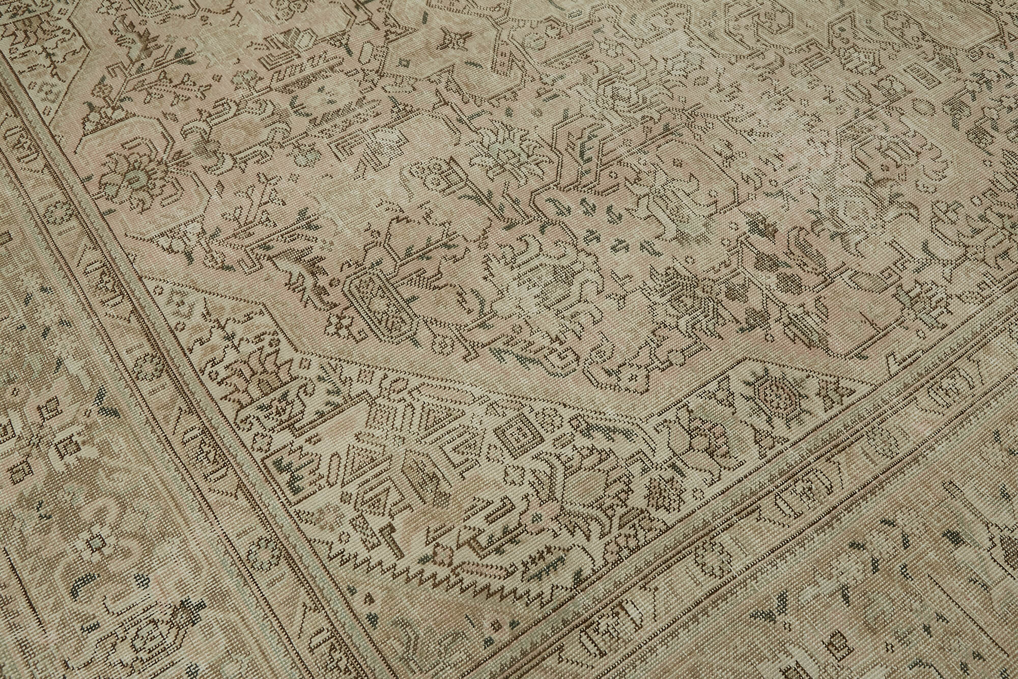 Persian Handmade — 2.90 x 3.85