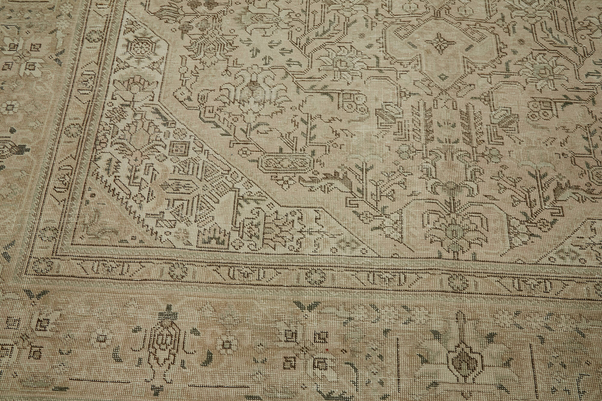 Persian Handmade — 2.90 x 3.85