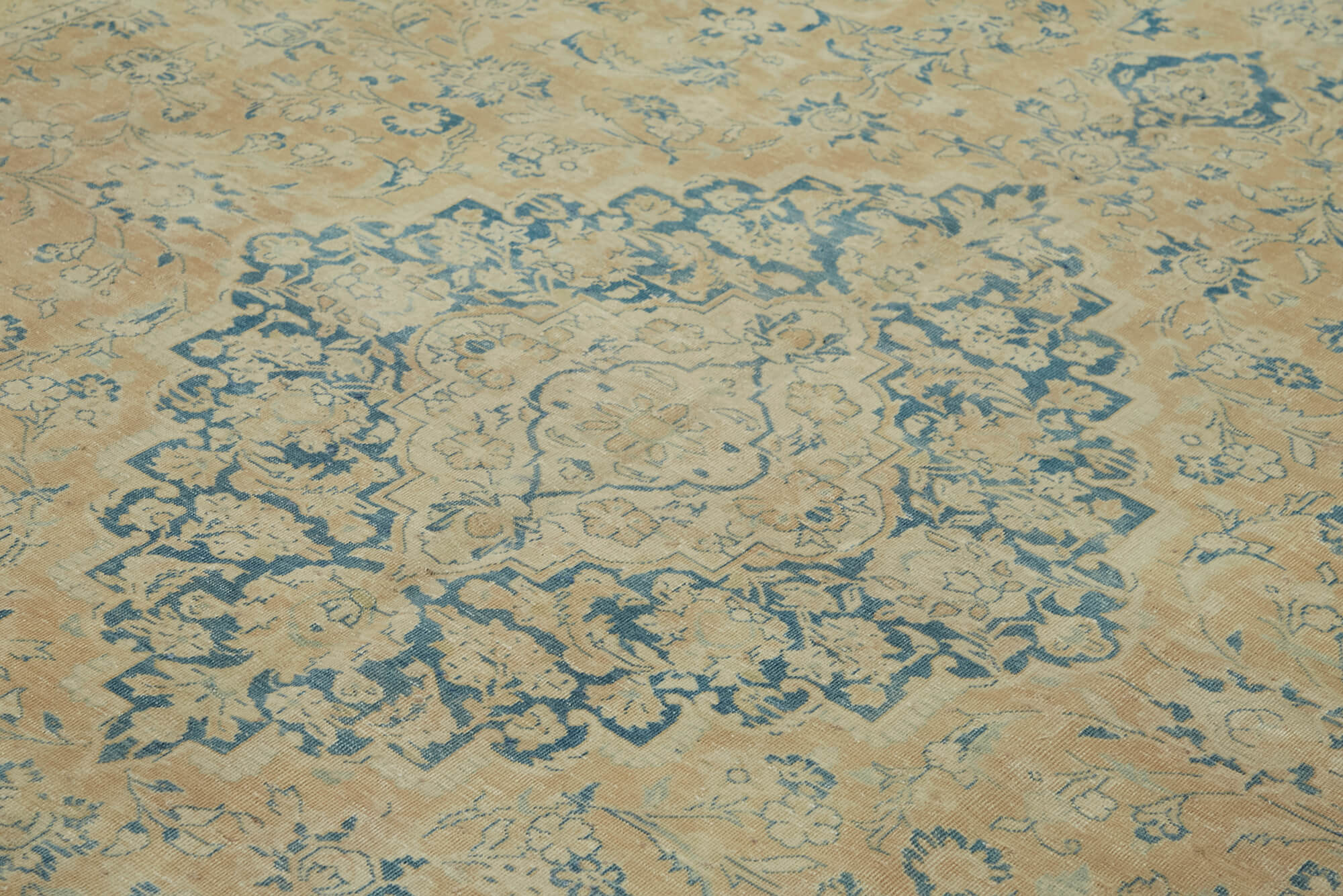 Beige Persian Handmade — 3.07 x 4.36