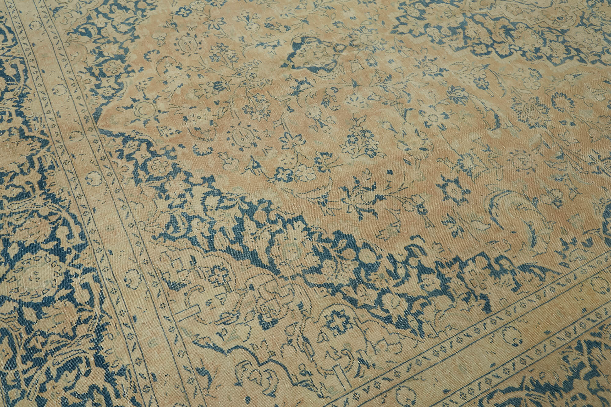 Beige Persian Handmade — 3.07 x 4.36