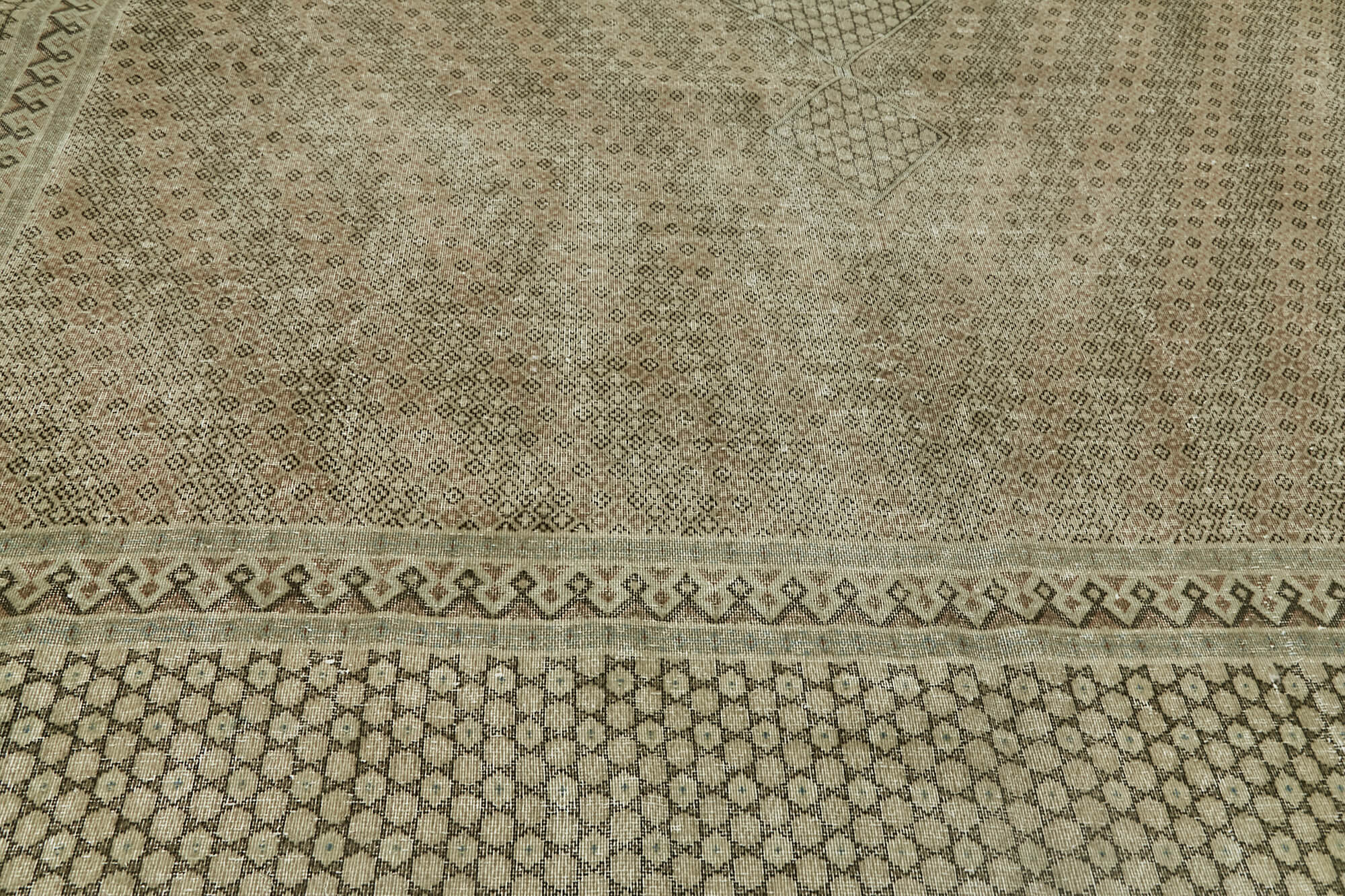Persian Handmade — 2.84 x 3.83