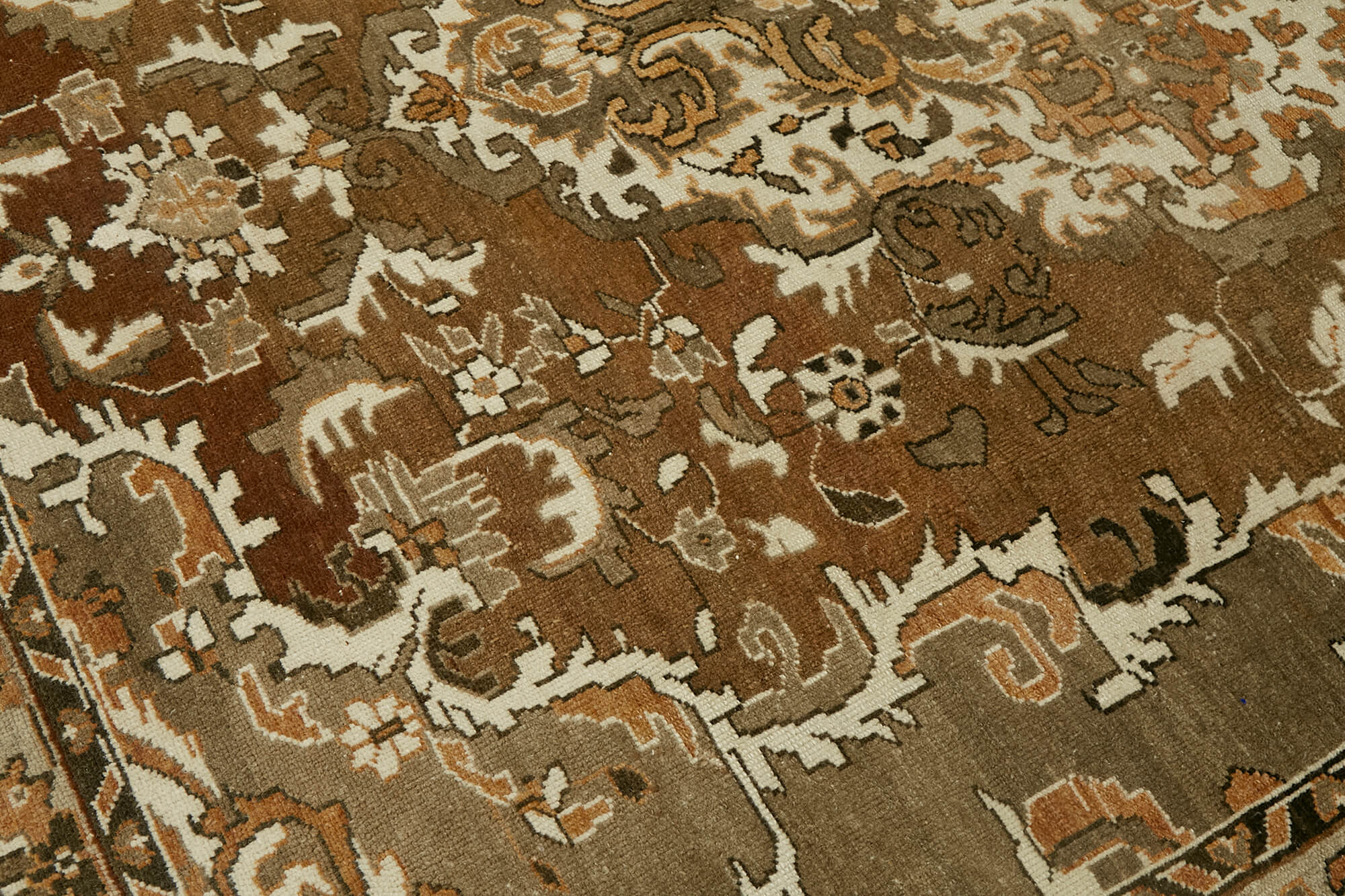 Sienna Persian — 2.40 x 2.97