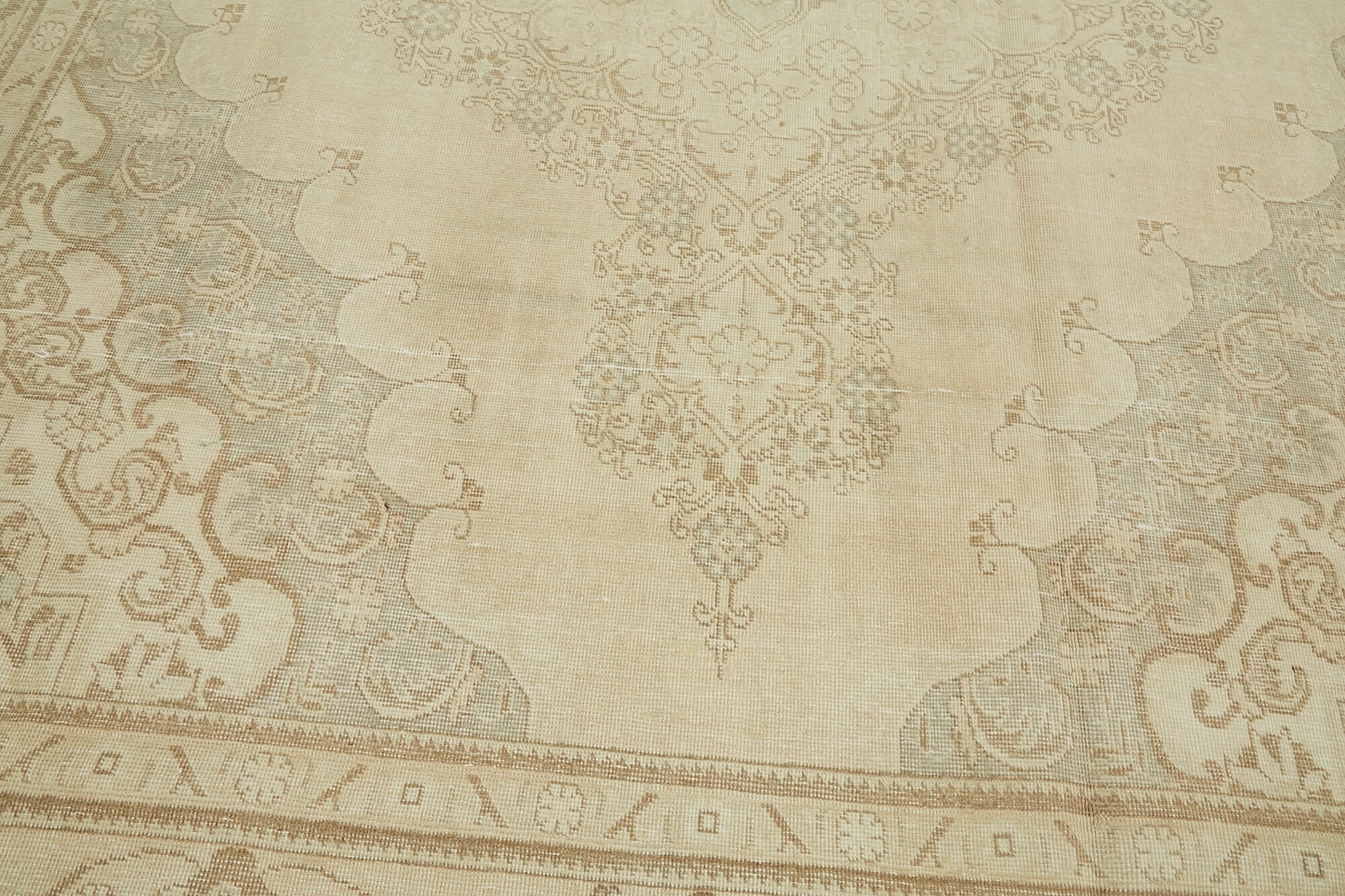 Persian Handmade — 2.88 x 3.93