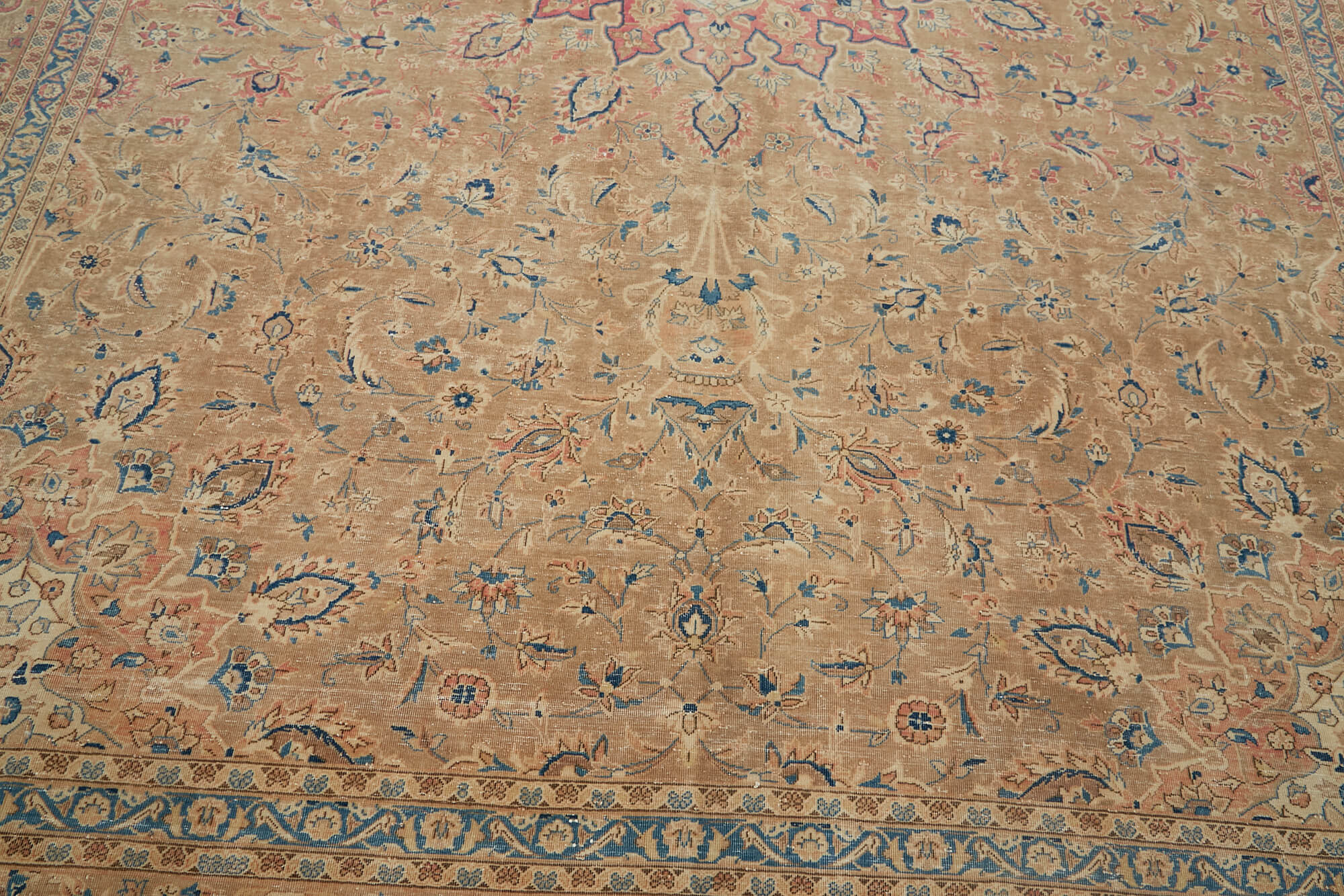 Beige Persian Handmade — 3.02 x 3.94