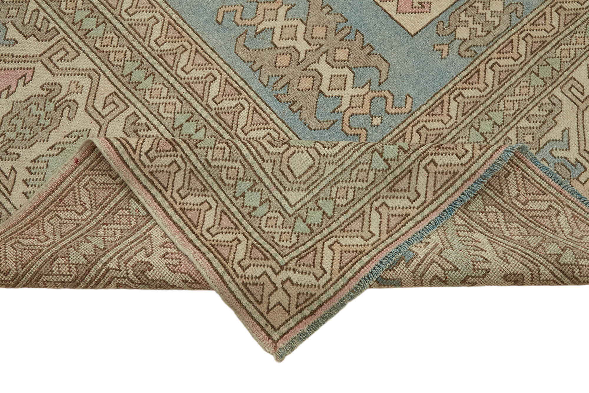 Bisque Persian — 2.65 x 3.47