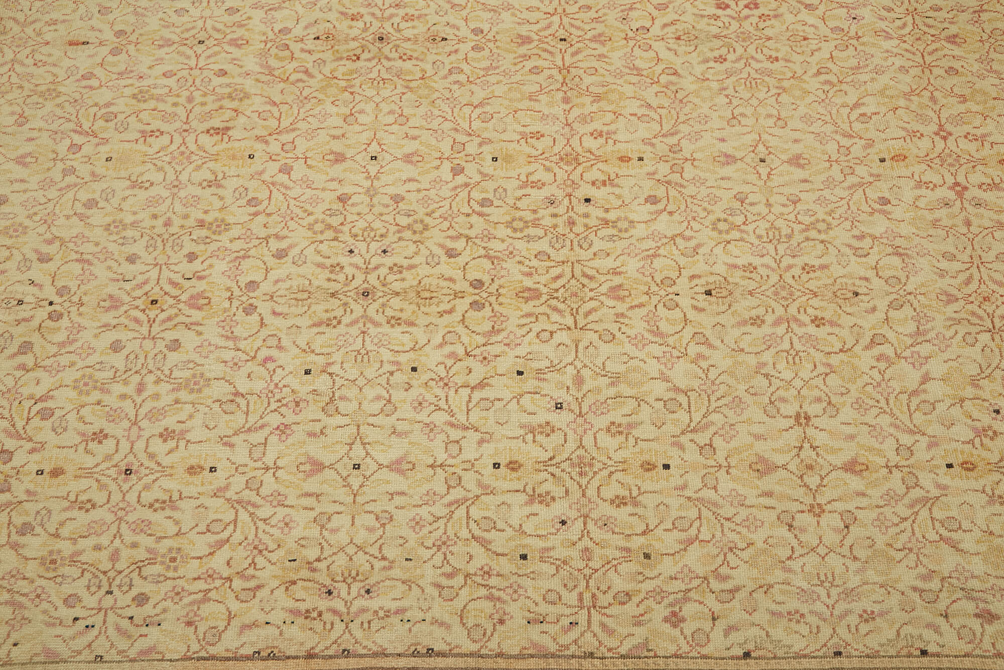 Pearl Persian — 2.94 x 4.38