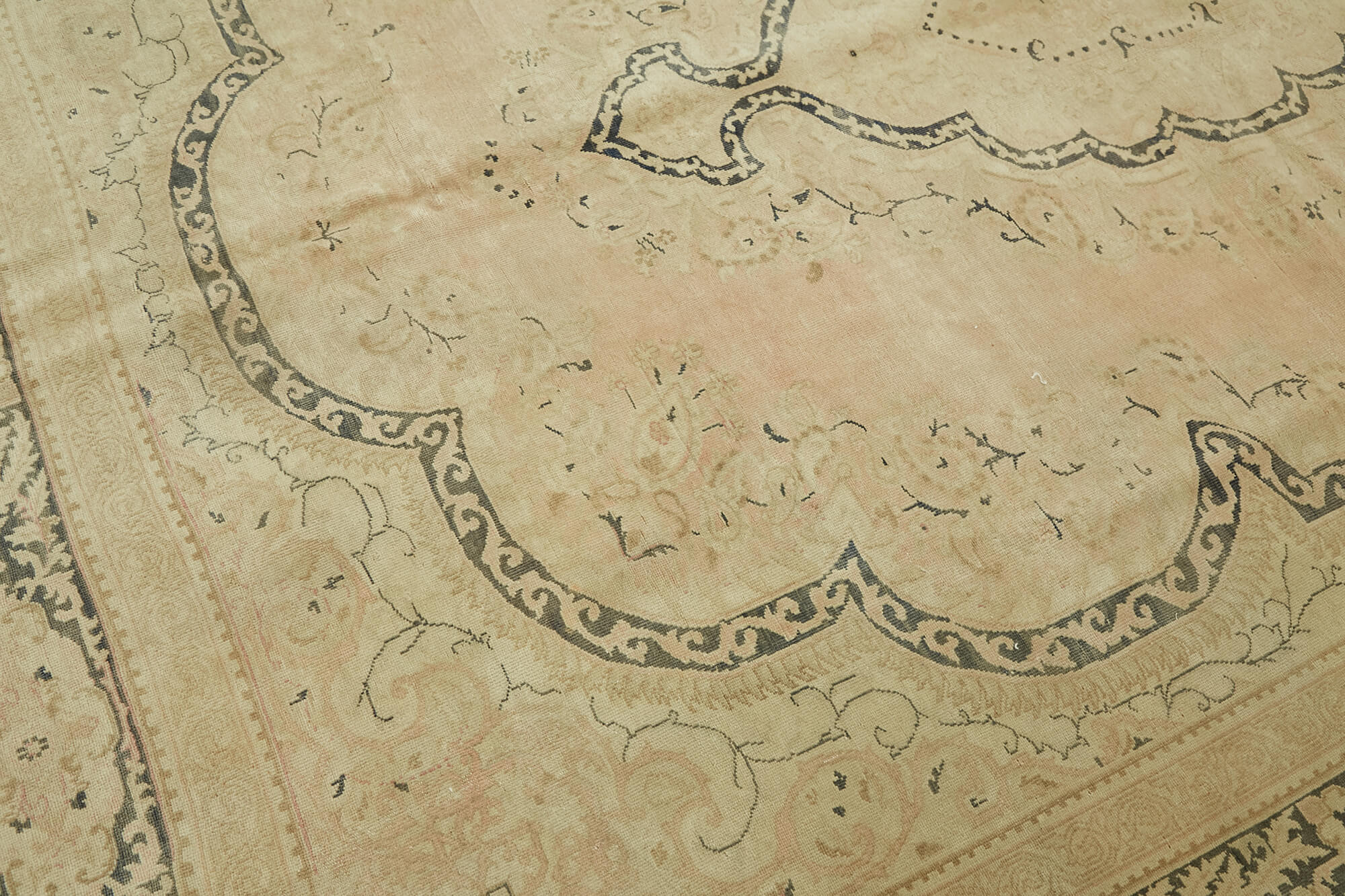 Alabaster Persian — 2.42 x 3.27