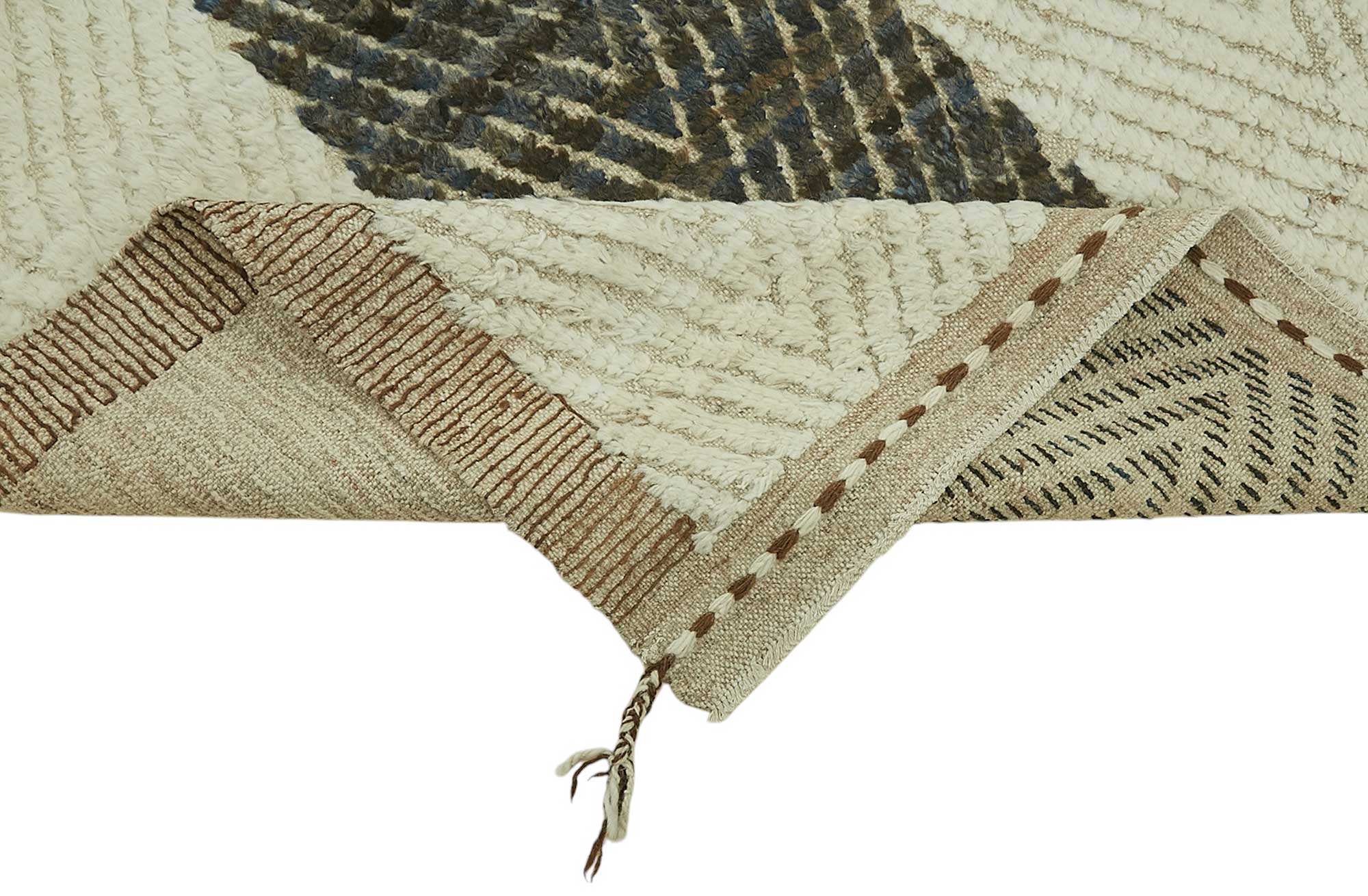 Beige Beige Aadi Atlas Rug – 2.71 x 3.57 — 2.71 x 3.57