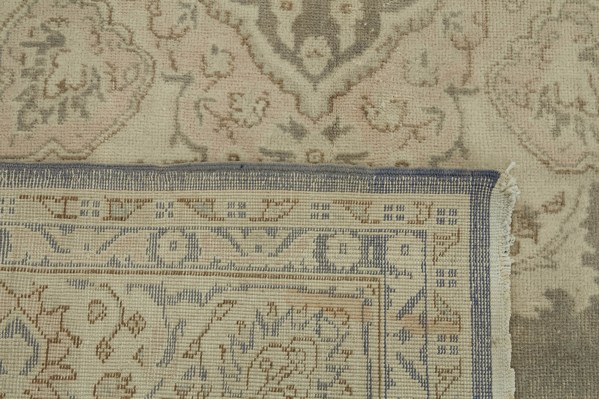 Wheat Persian — 2.58 x 4.03