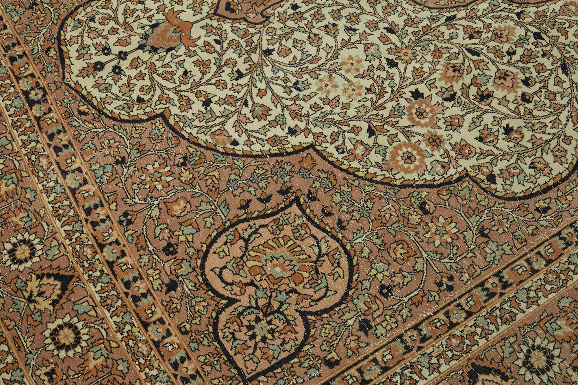 Pearl Persian — 2.43 x 3.45