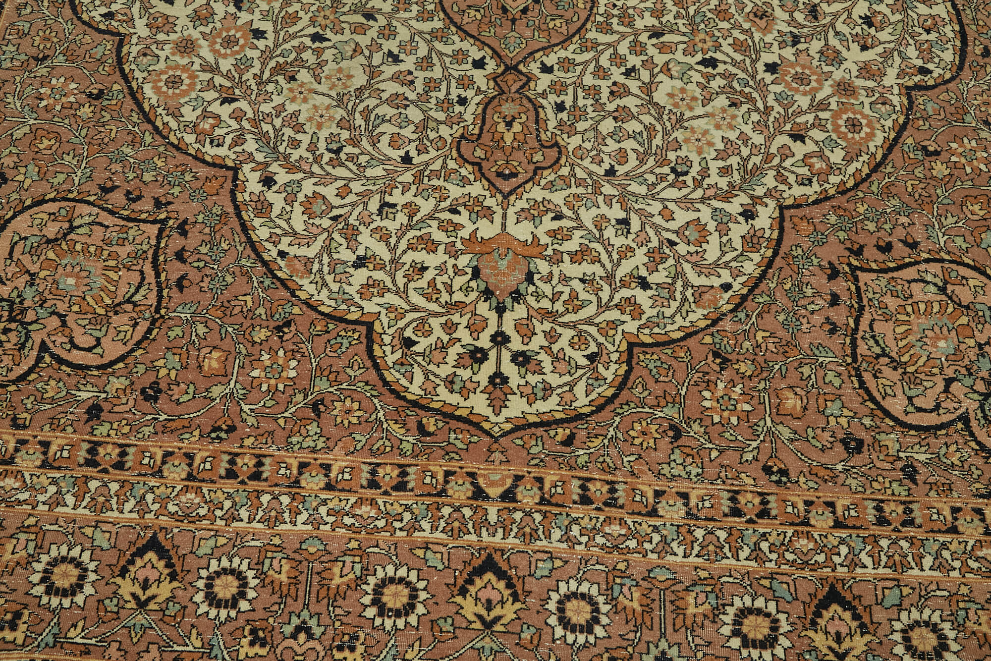 Pearl Persian — 2.43 x 3.45