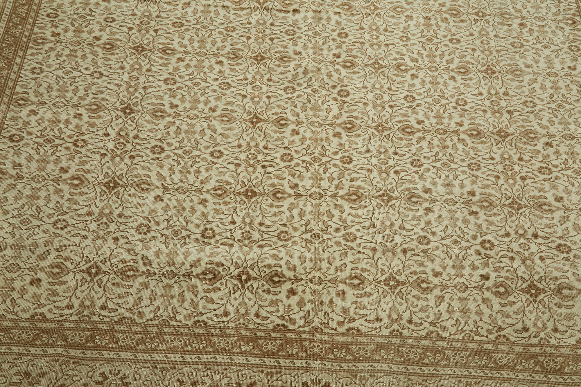 Linen Persian — 2.48 x 3.48
