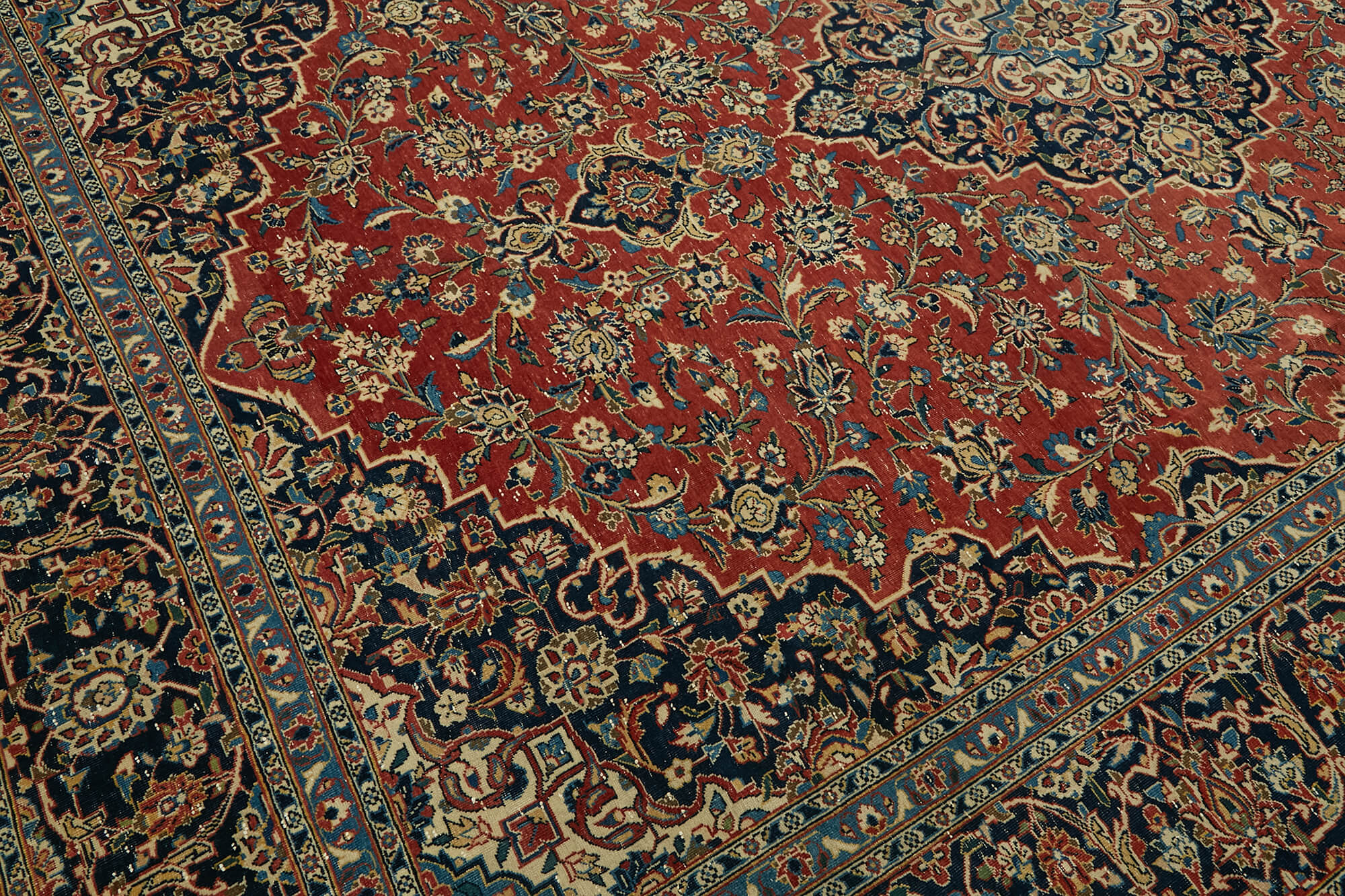 Burgundy Persian — 2.55 x 3.70