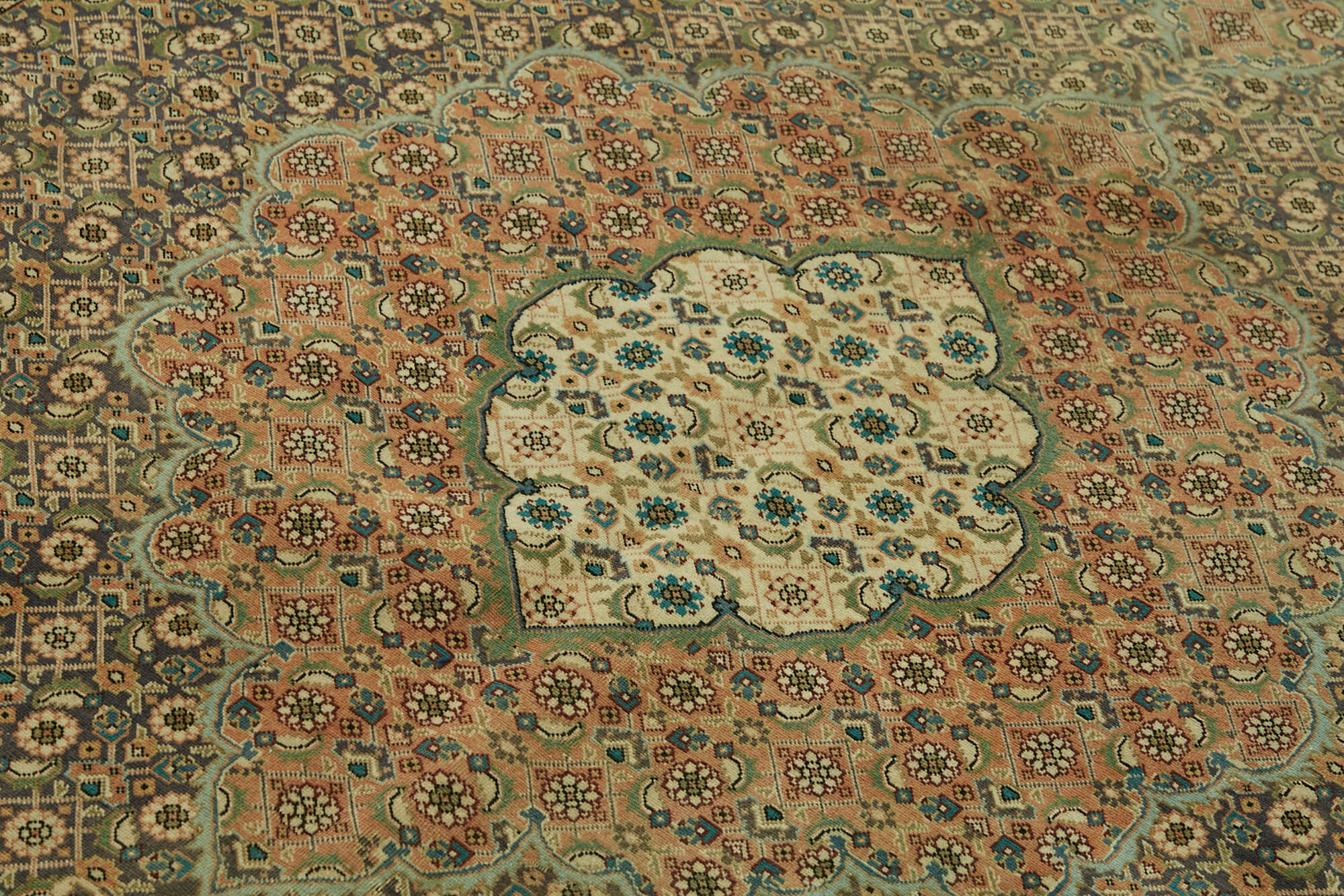 Dune Persian — 1.97 x 2.80