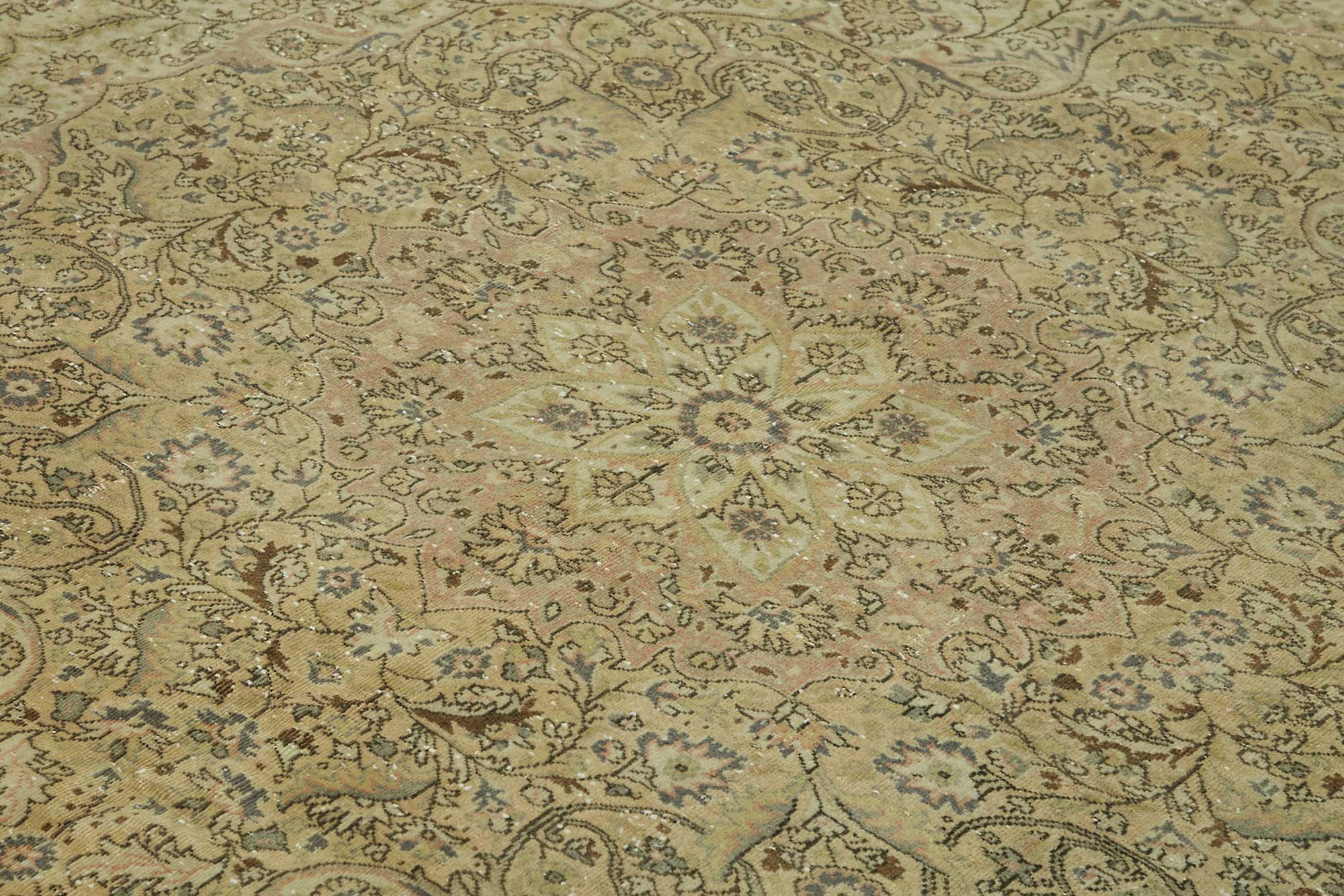 Parchment Persian — 2.75 x 3.55