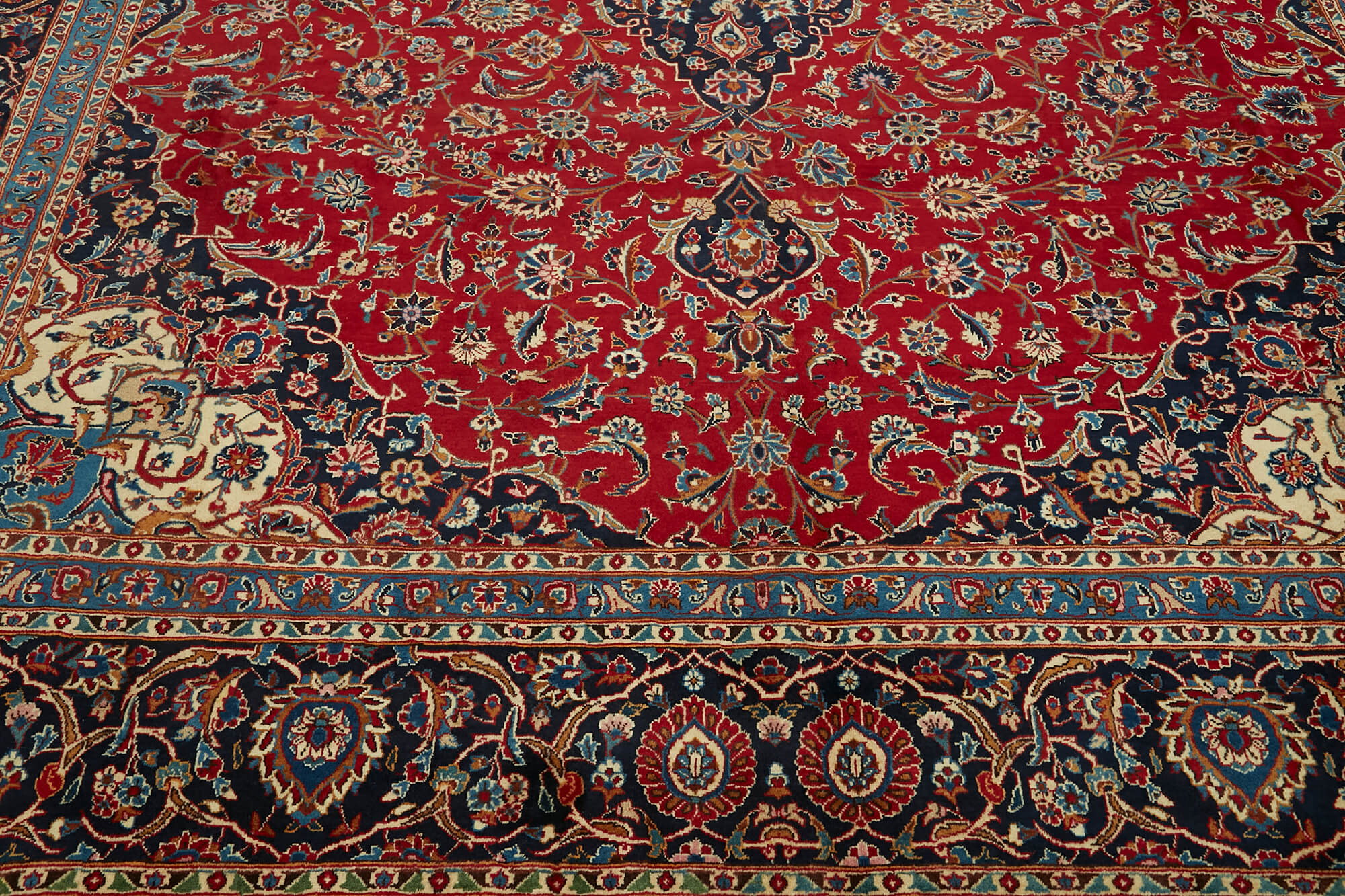 Wheat Persian — 3.05 x 3.89