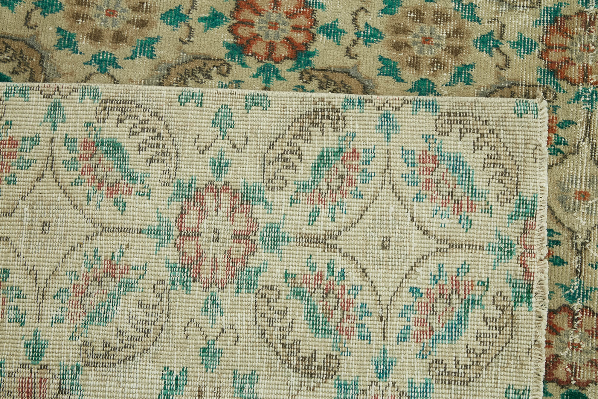 Alabaster Persian — 2.70 x 3.84