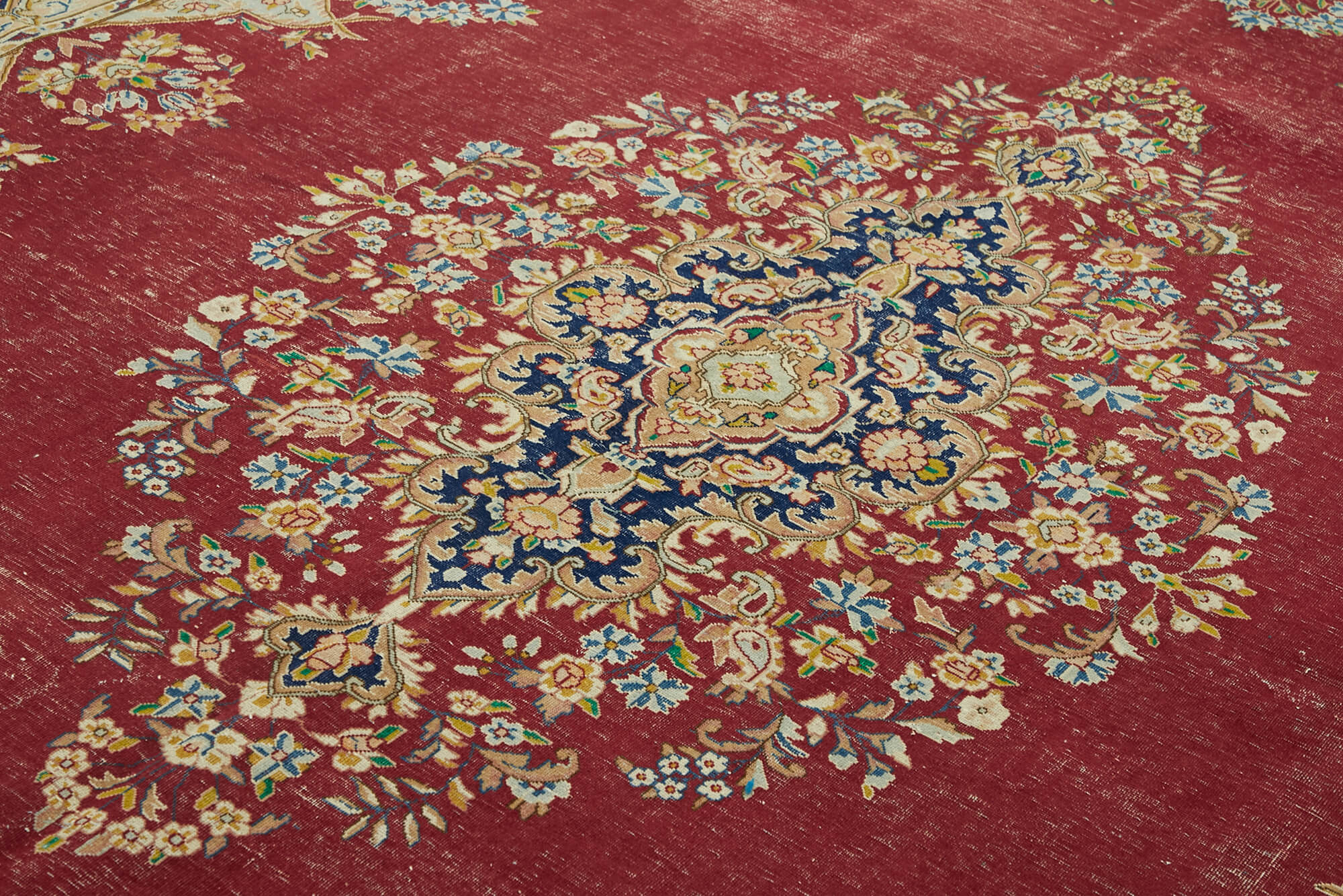 Dune Persian — 2.95 x 3.90