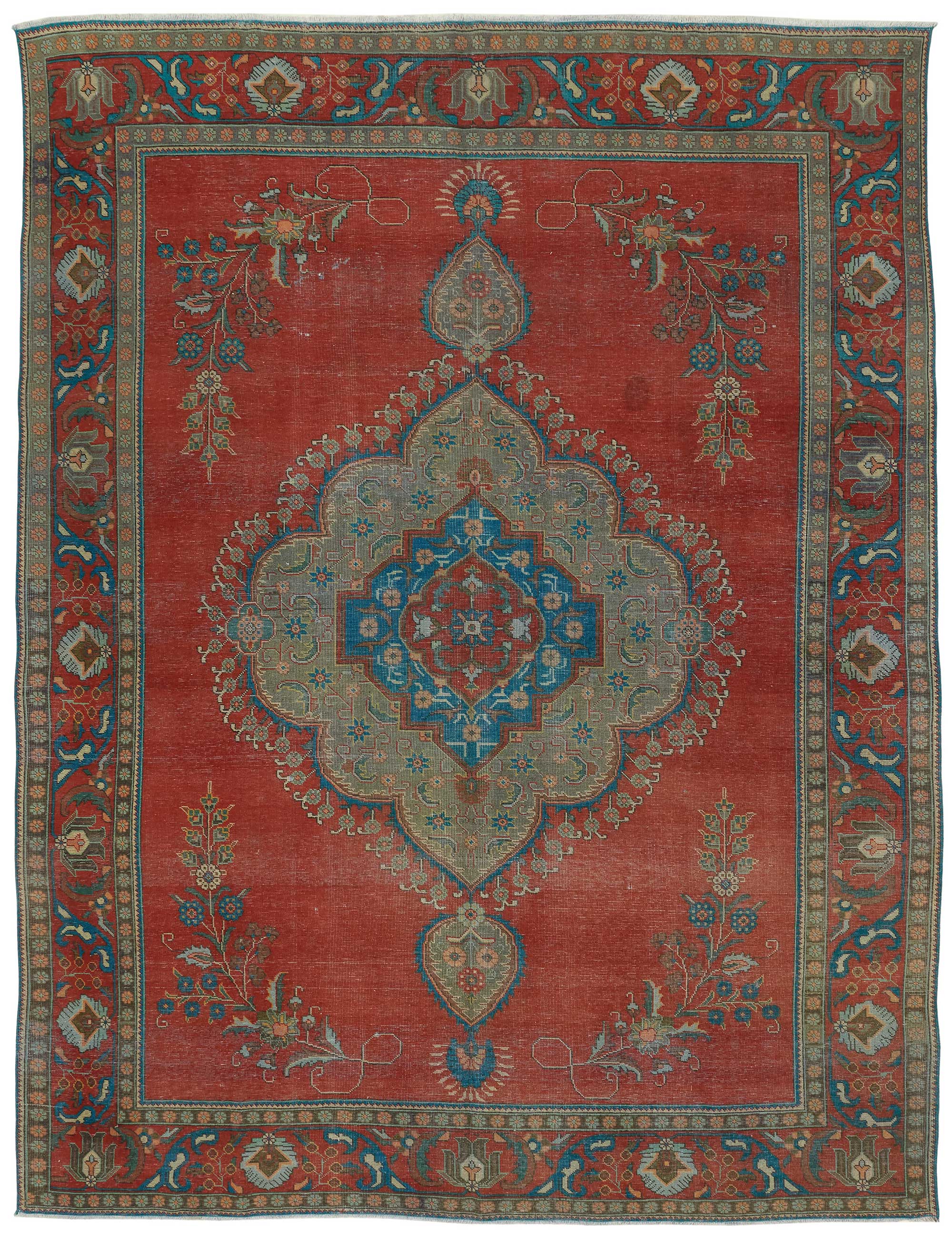 Carmine Persian — 2.91 x 3.84