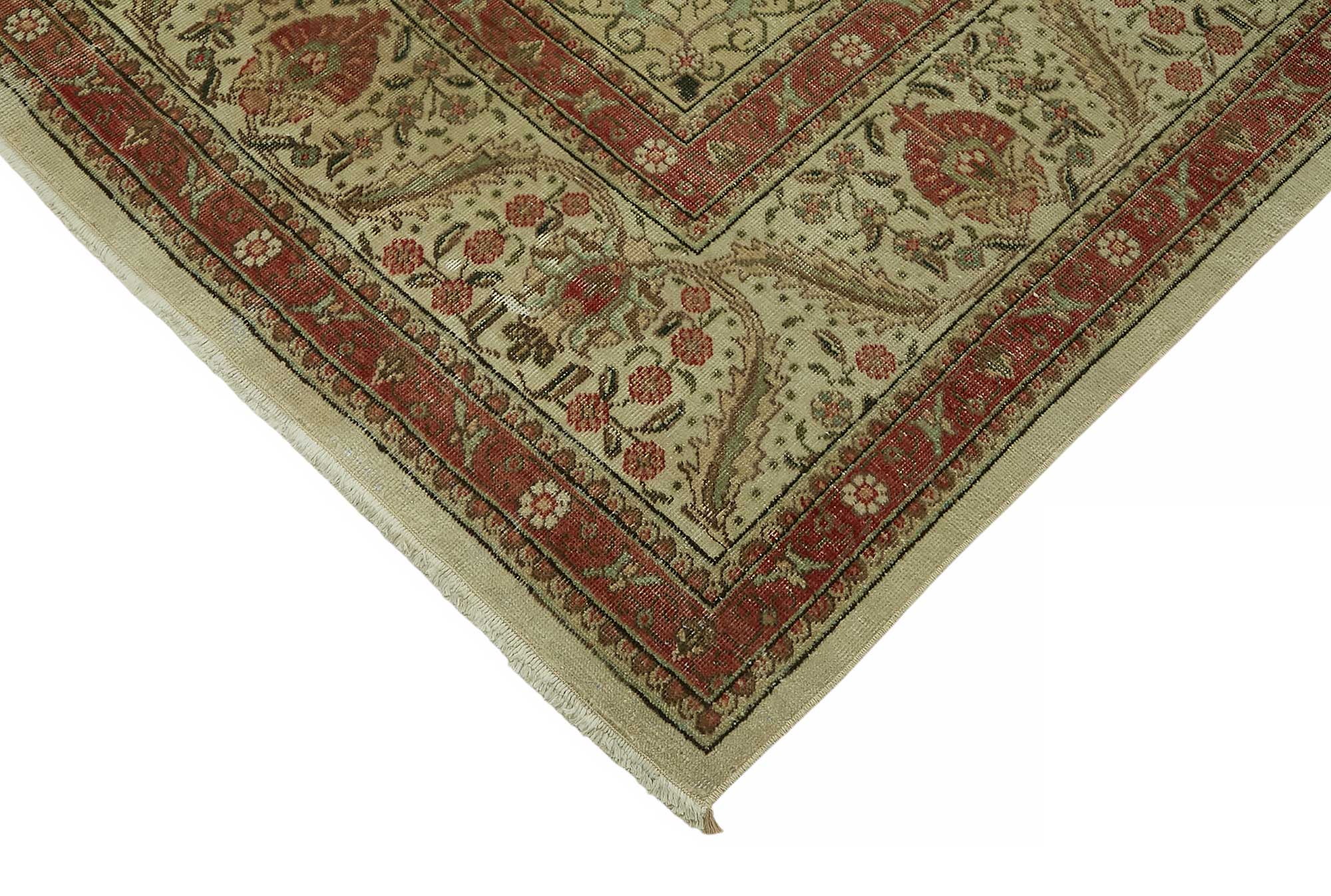 Ivory Persian — 2.94 x 3.85
