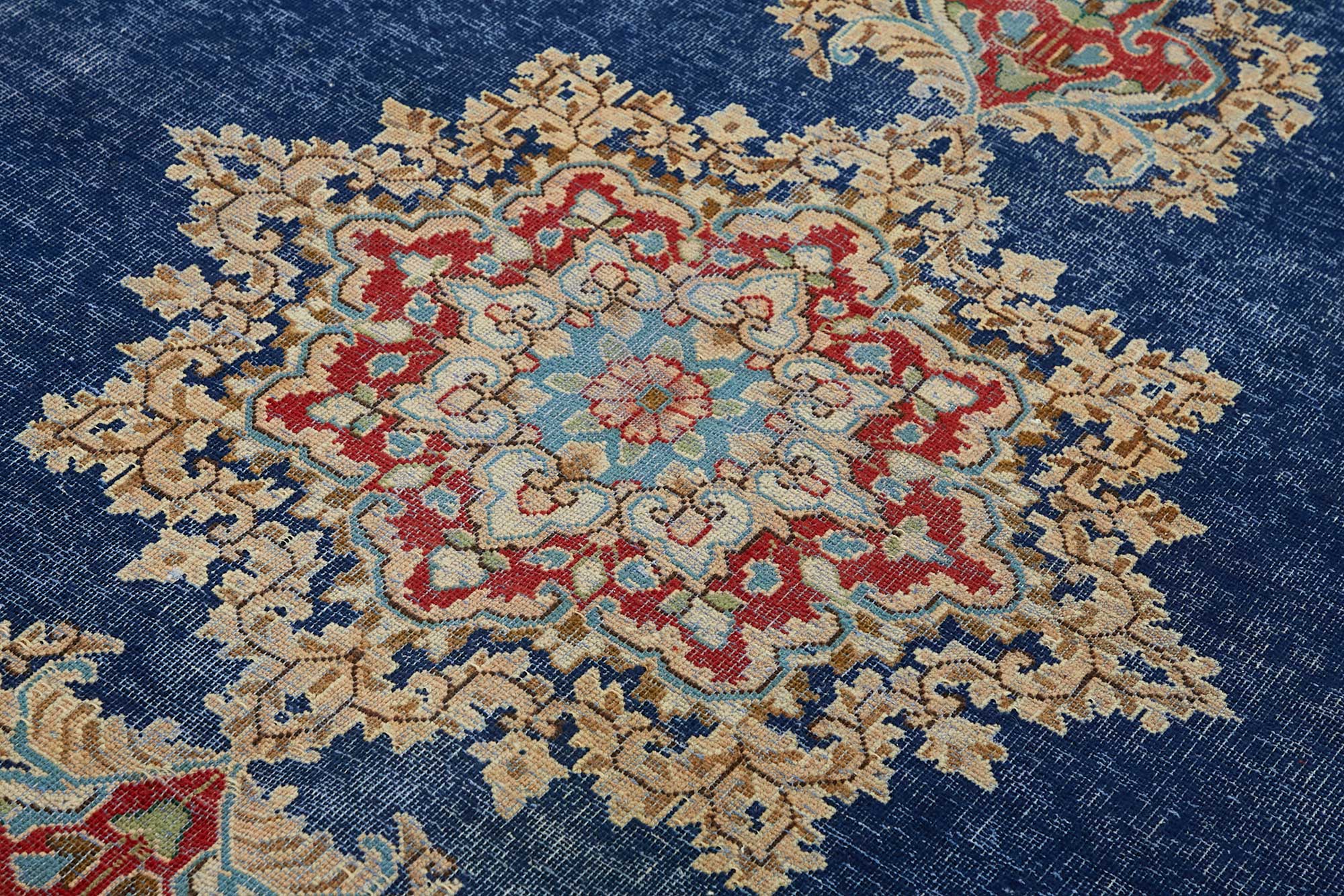 Alabaster Persian — 2.44 x 3.28