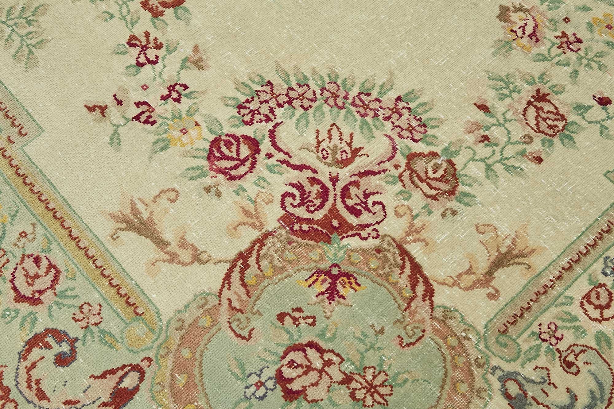 Champagne Persian — 2.86 x 4.00