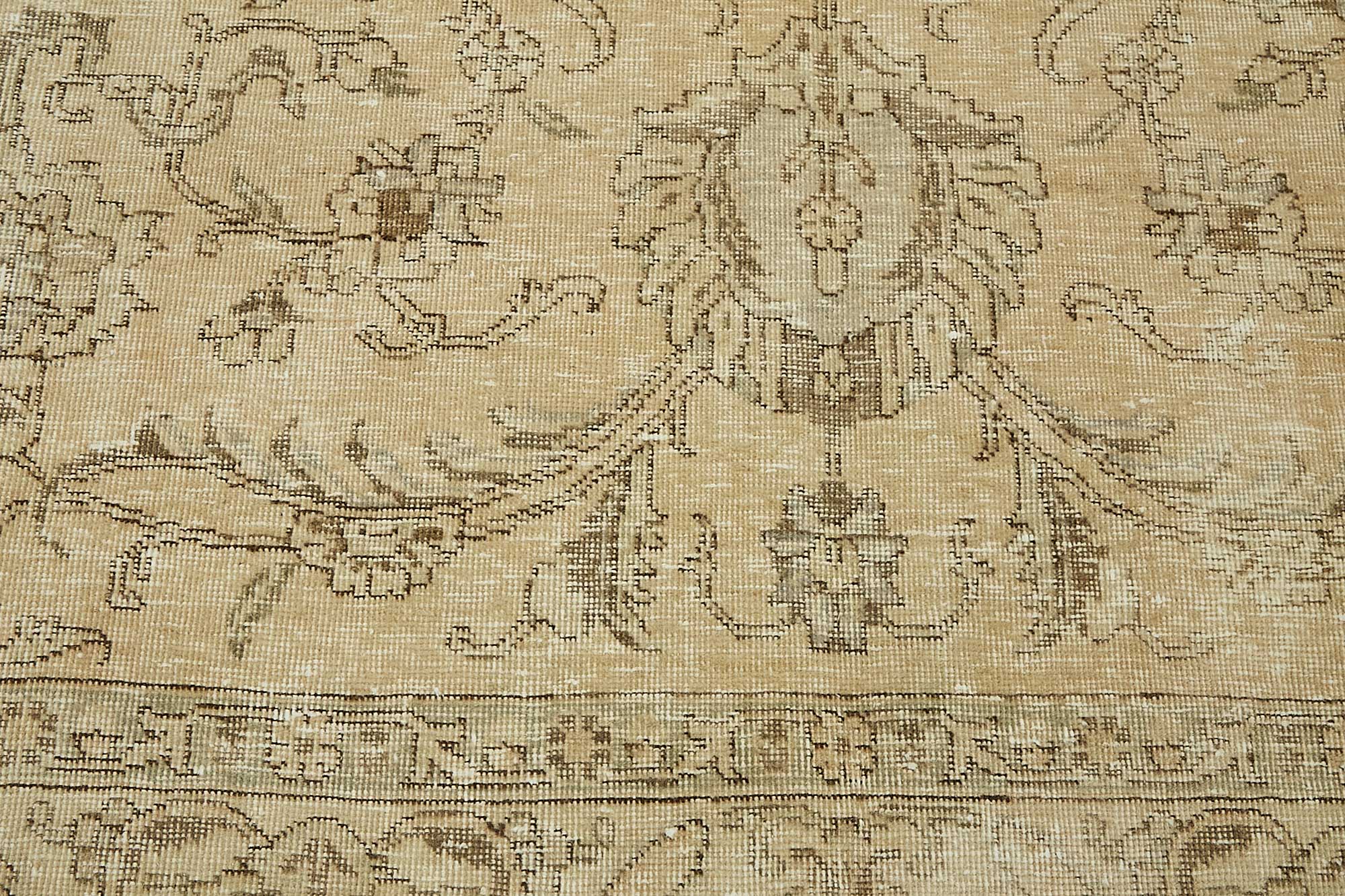 Linen Persian — 2.27 x 3.28