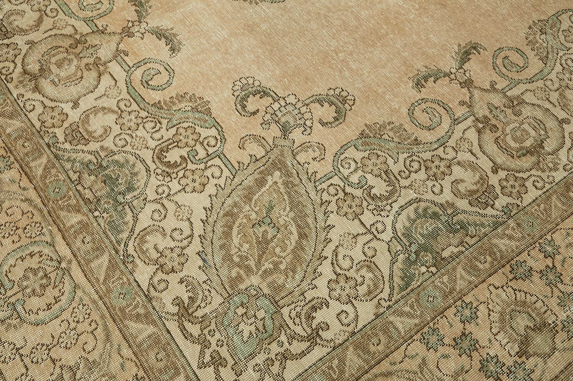Dune Persian — 2.55 x 3.62
