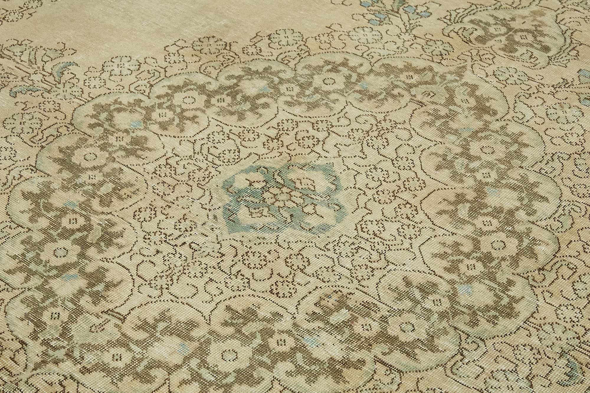 Parchment Persian — 2.93 x 3.88