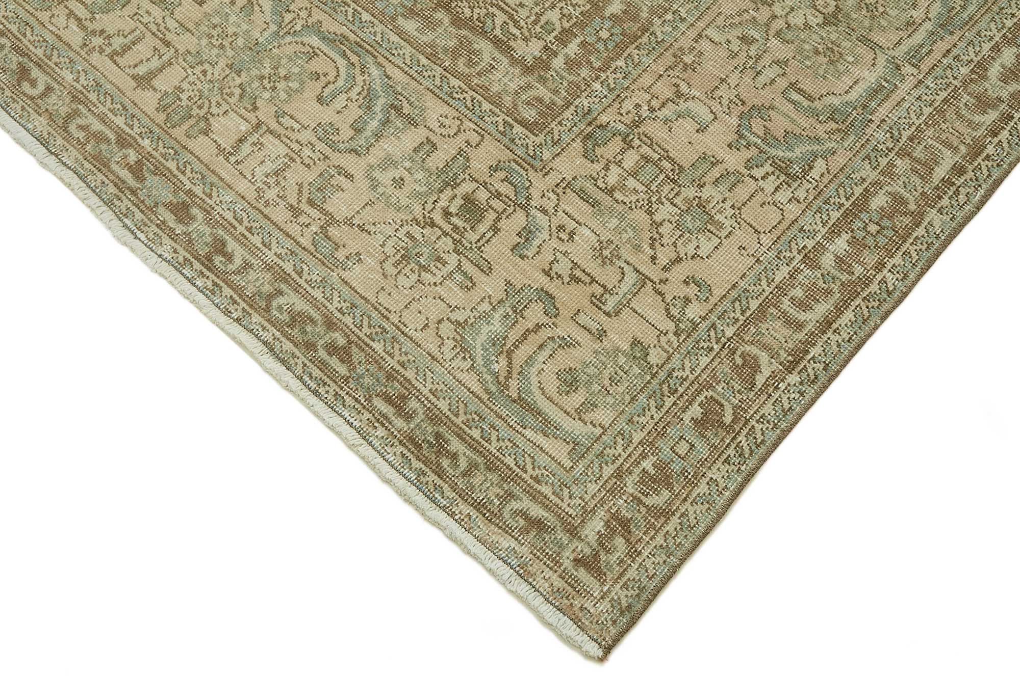 Sand Persian — 2.91 x 3.85