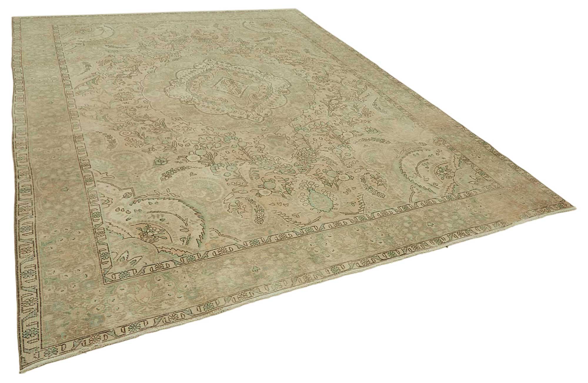 Pearl Persian — 2.90 x 3.88