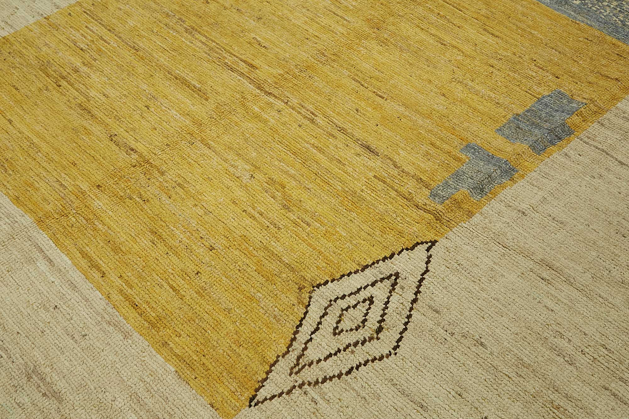 Beige Beige Zard Atlas Rug – 2.54 x 3.12 — 2.54 x 3.12