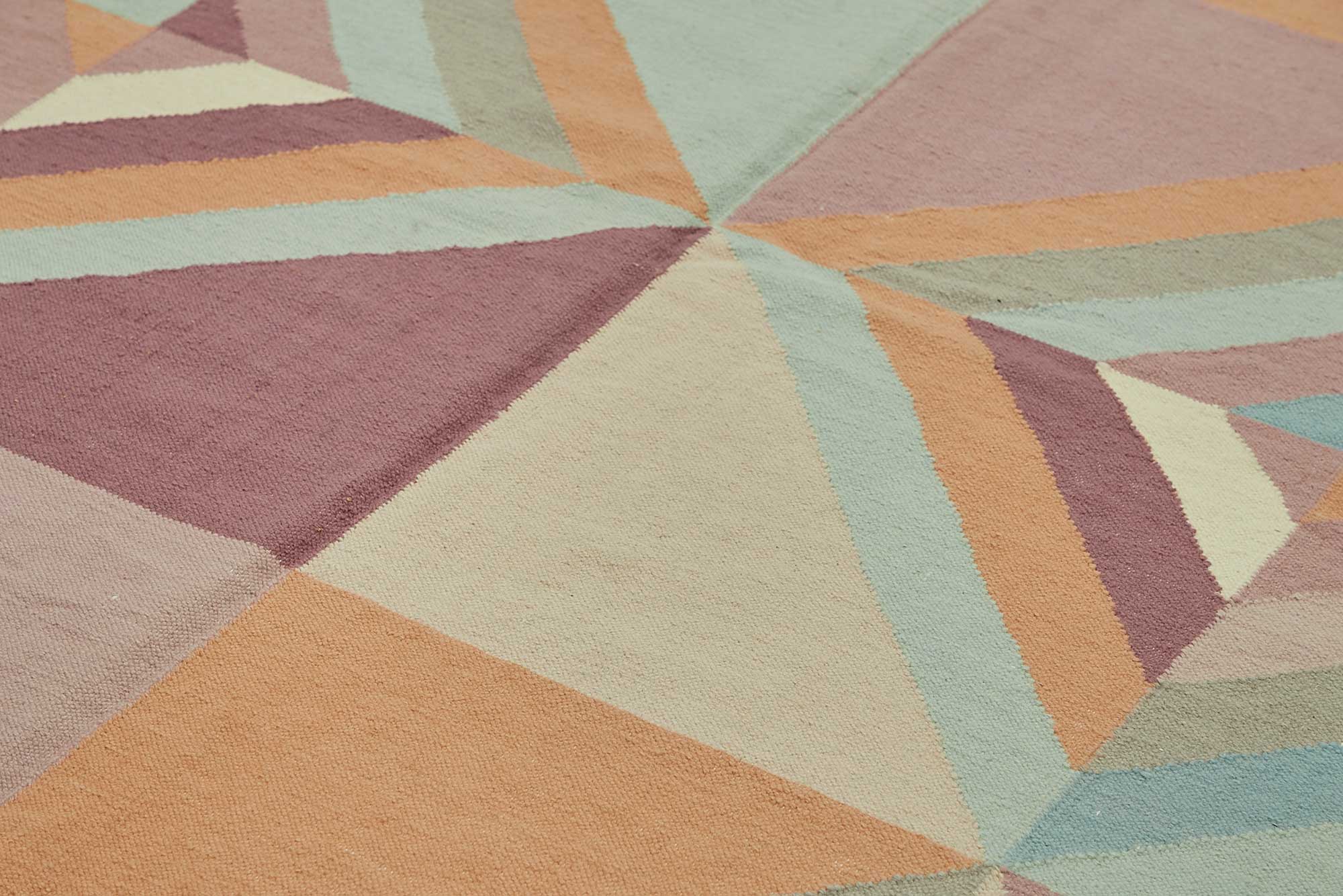 Multicolor Scandinavian — 2.65 x 3.50