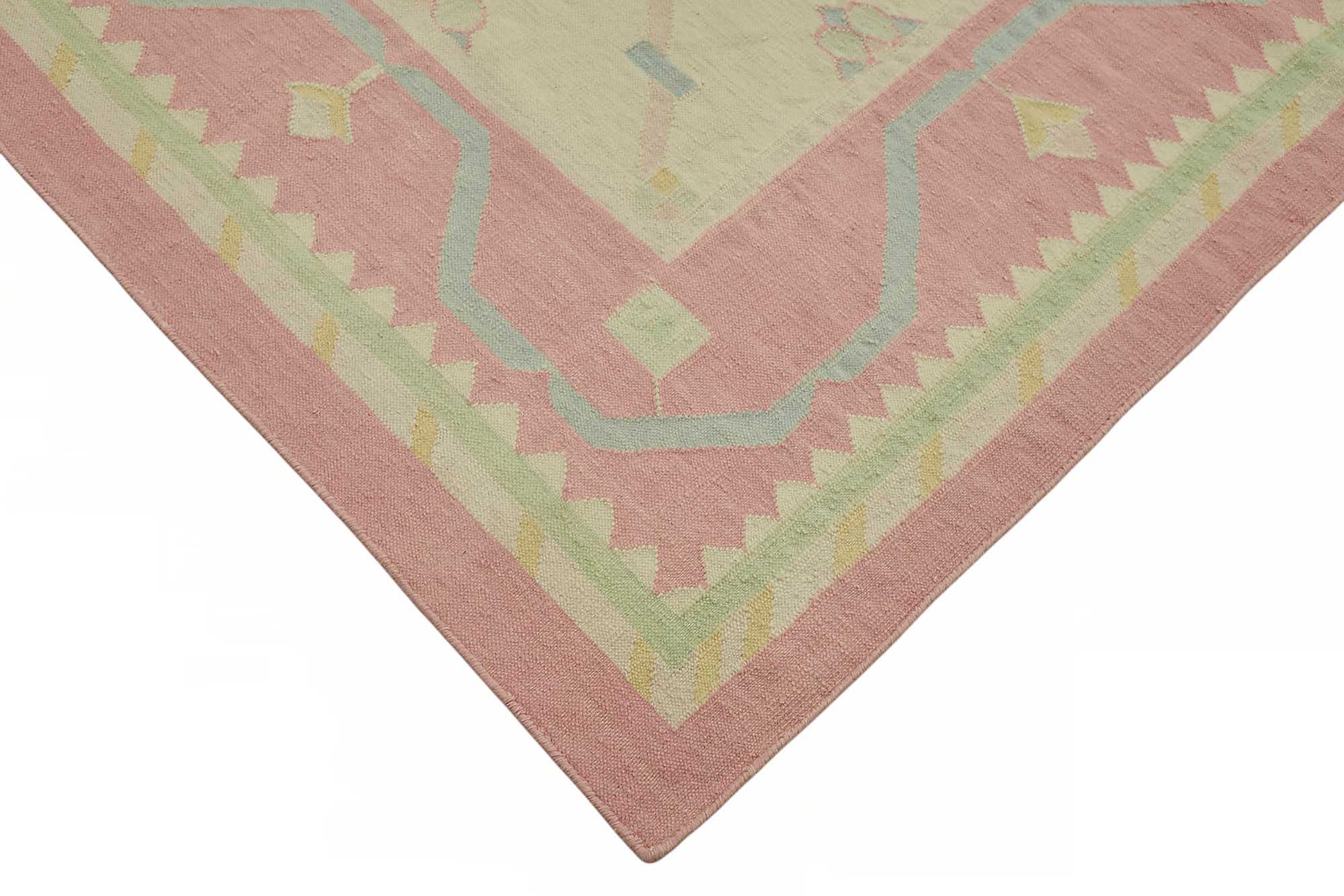 Multicolor Scandinavian — 2.92 x 4.15
