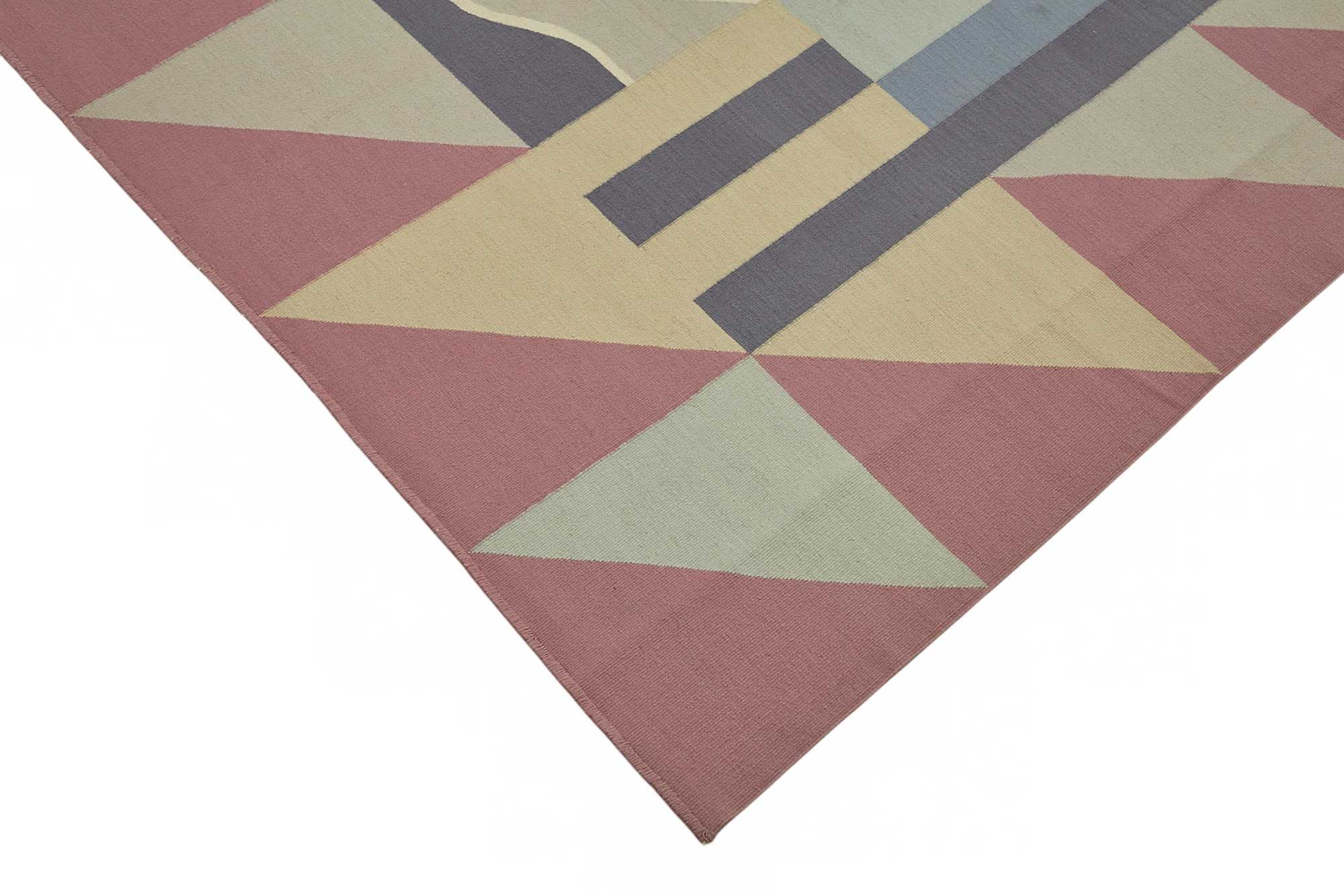 Multicolor Scandinavian — 3.04 x 3.97