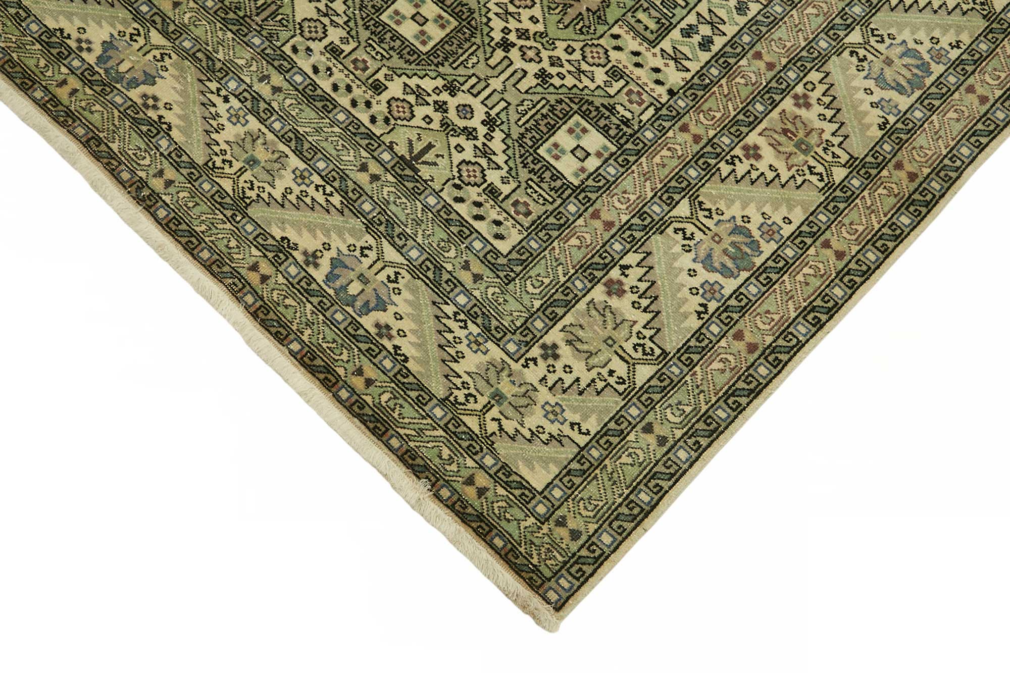 Parchment Kayseri — 2.02 x 2.97