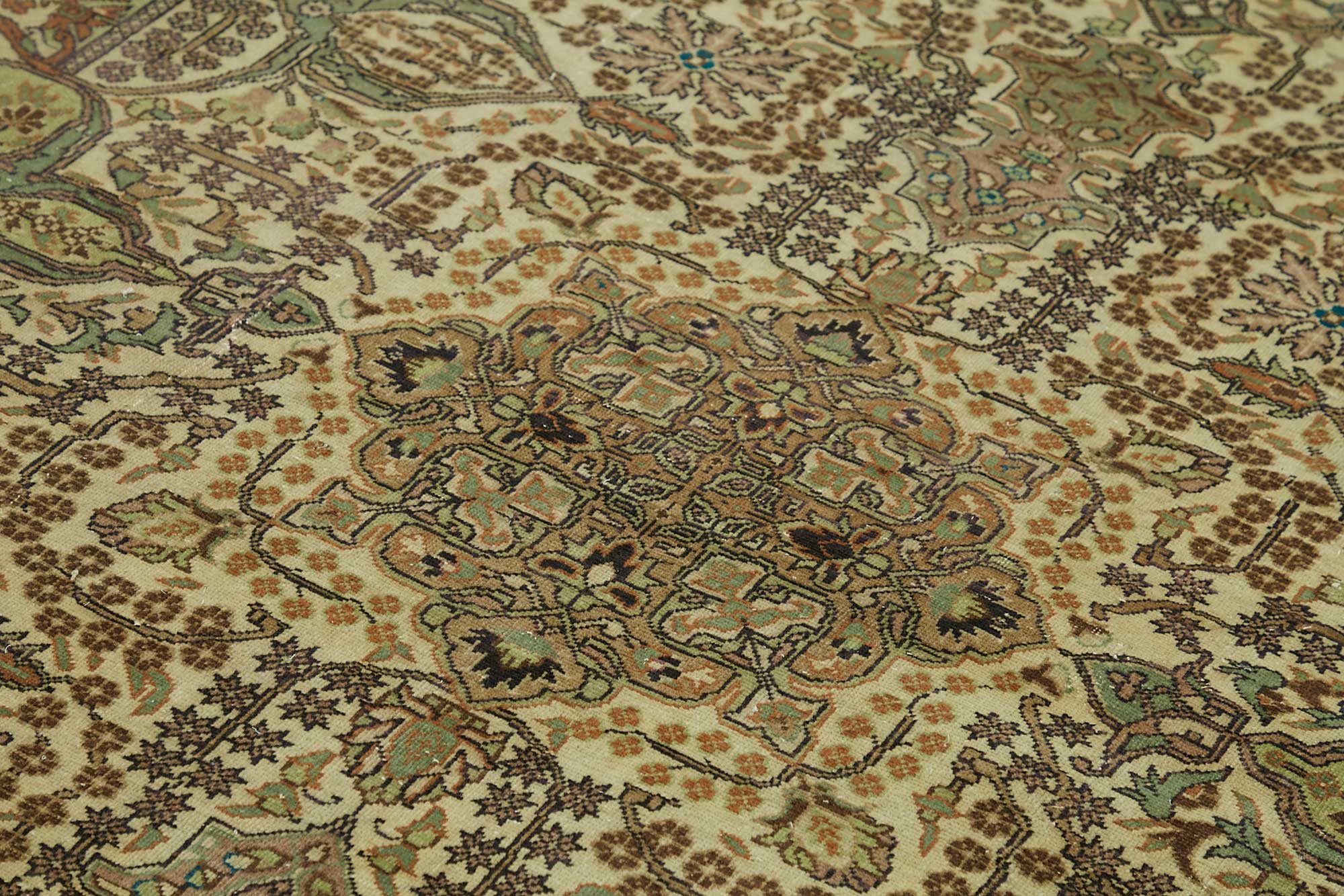 Wheat Kayseri — 1.94 x 3.14