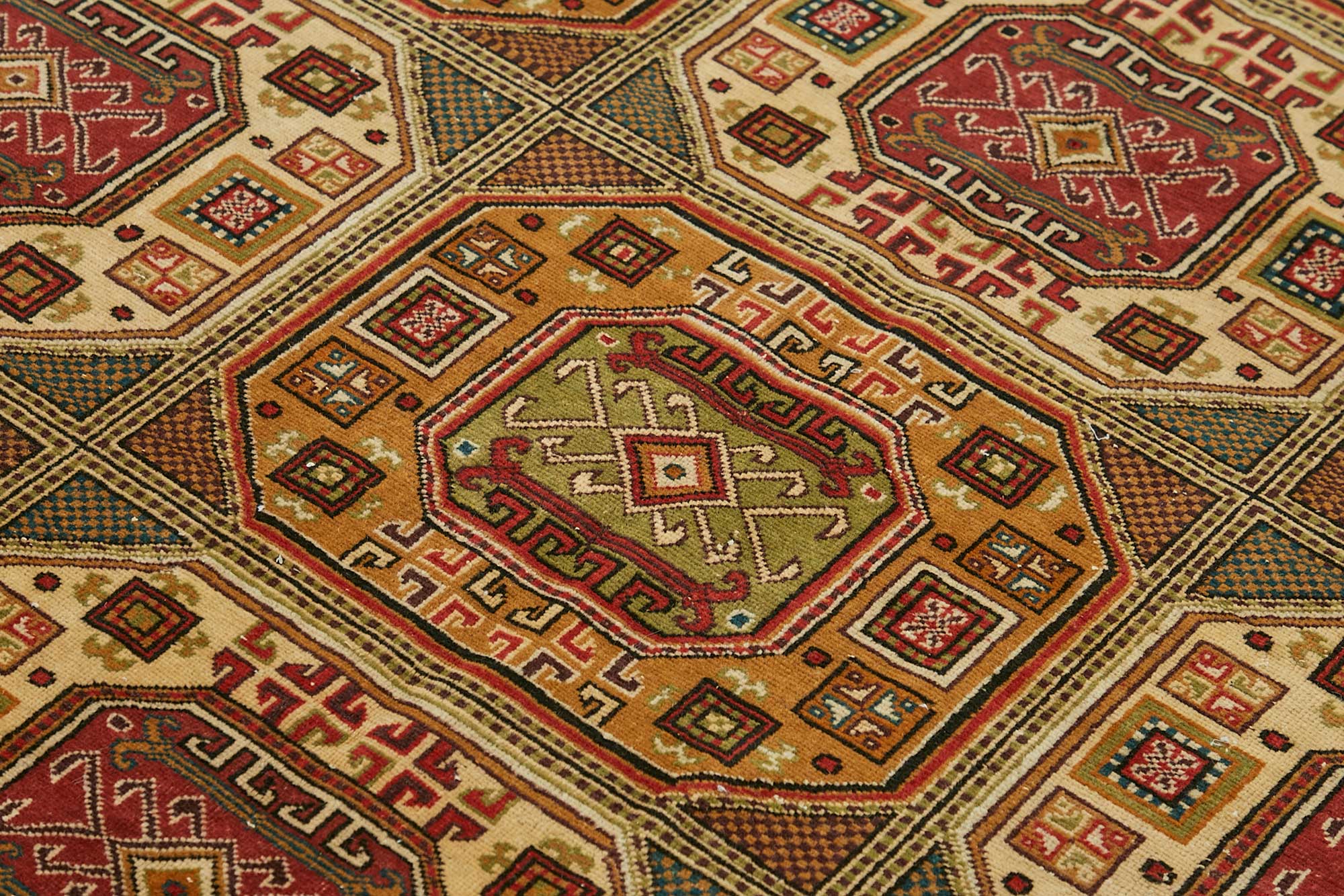 Parchment Kayseri — 1.95 x 2.95
